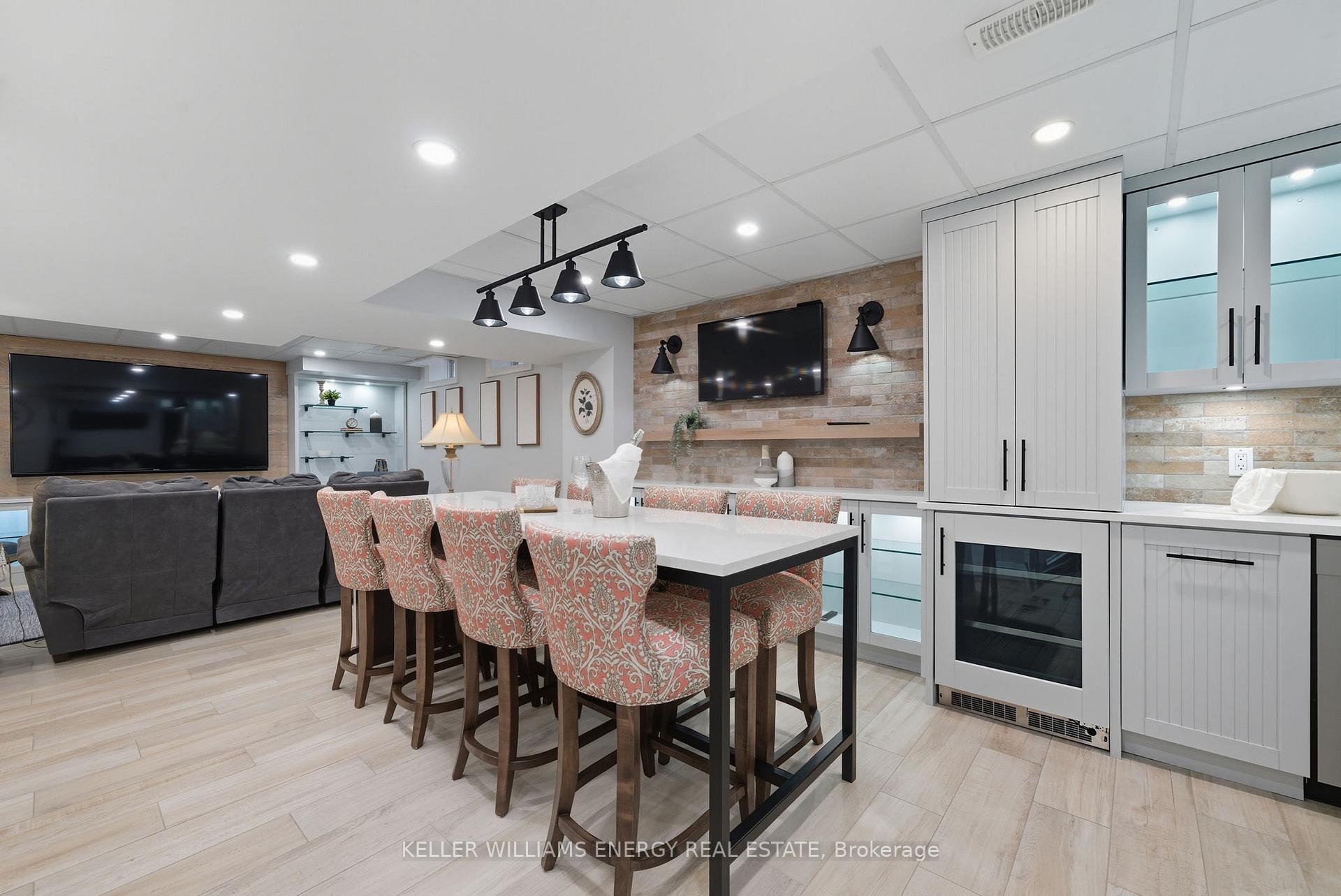 Photo 25 of 42 Yacht Drive, Clarington, Bowmanville — HOMEH