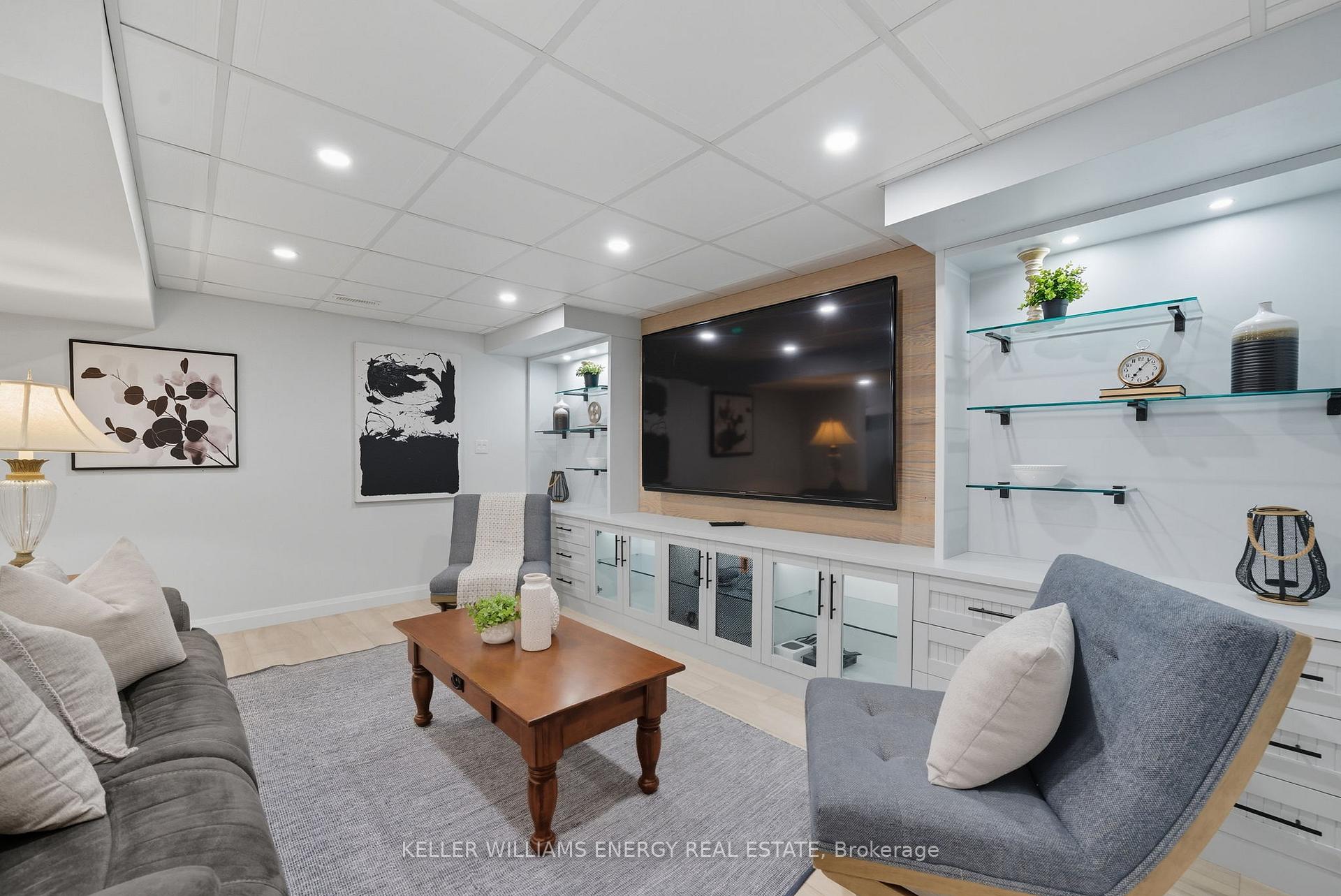 Photo 27 of 42 Yacht Drive, Clarington, Bowmanville — HOMEH
