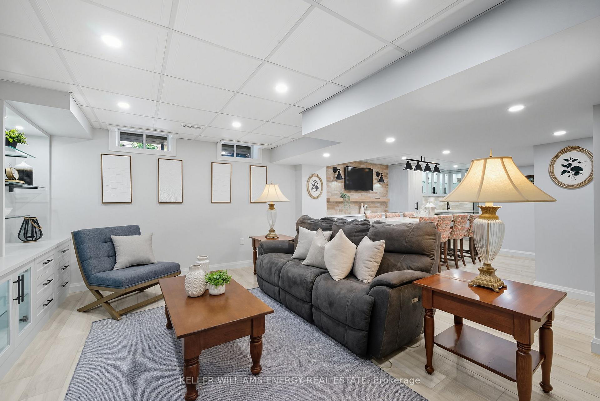 Photo 28 of 42 Yacht Drive, Clarington, Bowmanville — HOMEH