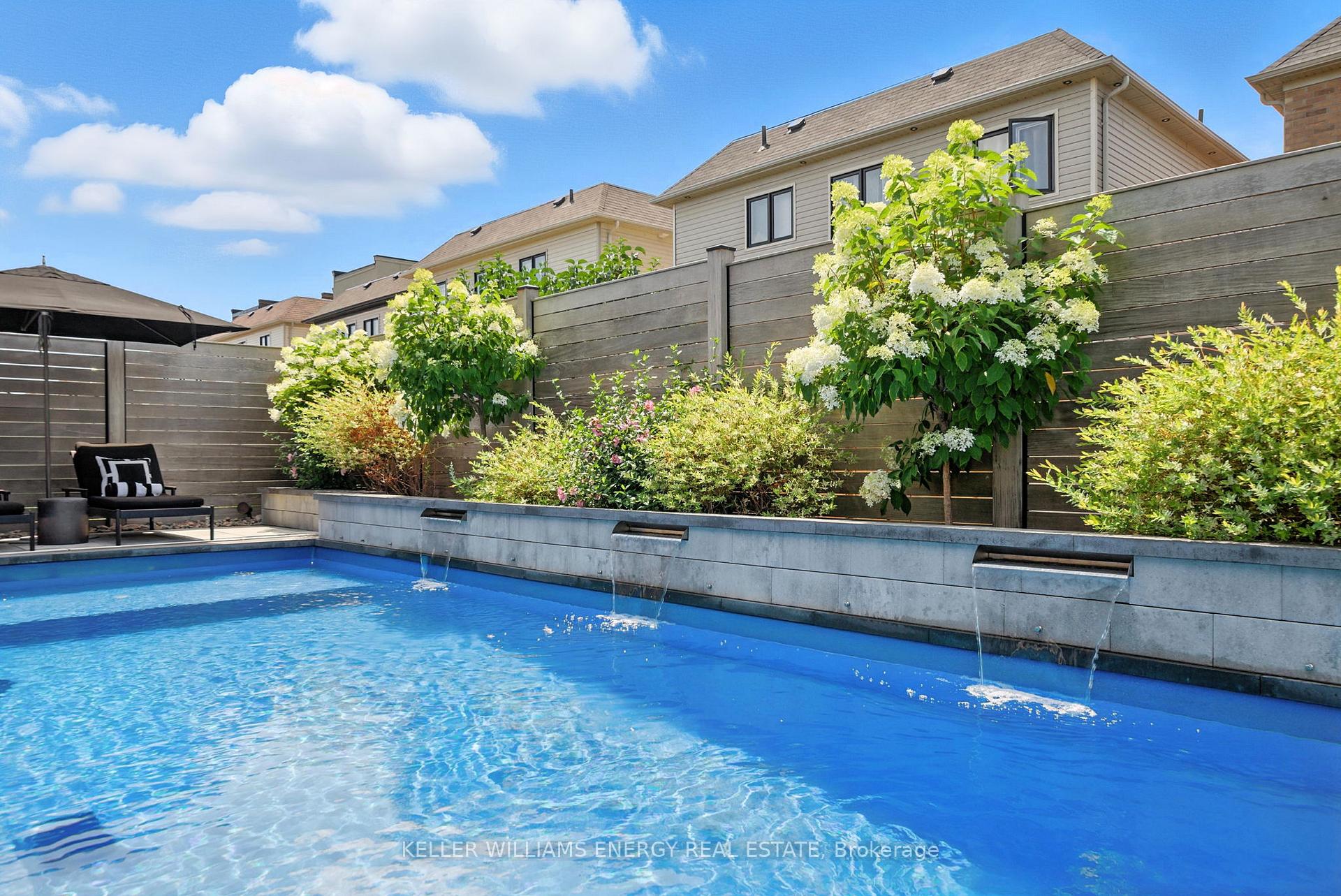 Photo 34 of 42 Yacht Drive, Clarington, Bowmanville — HOMEH