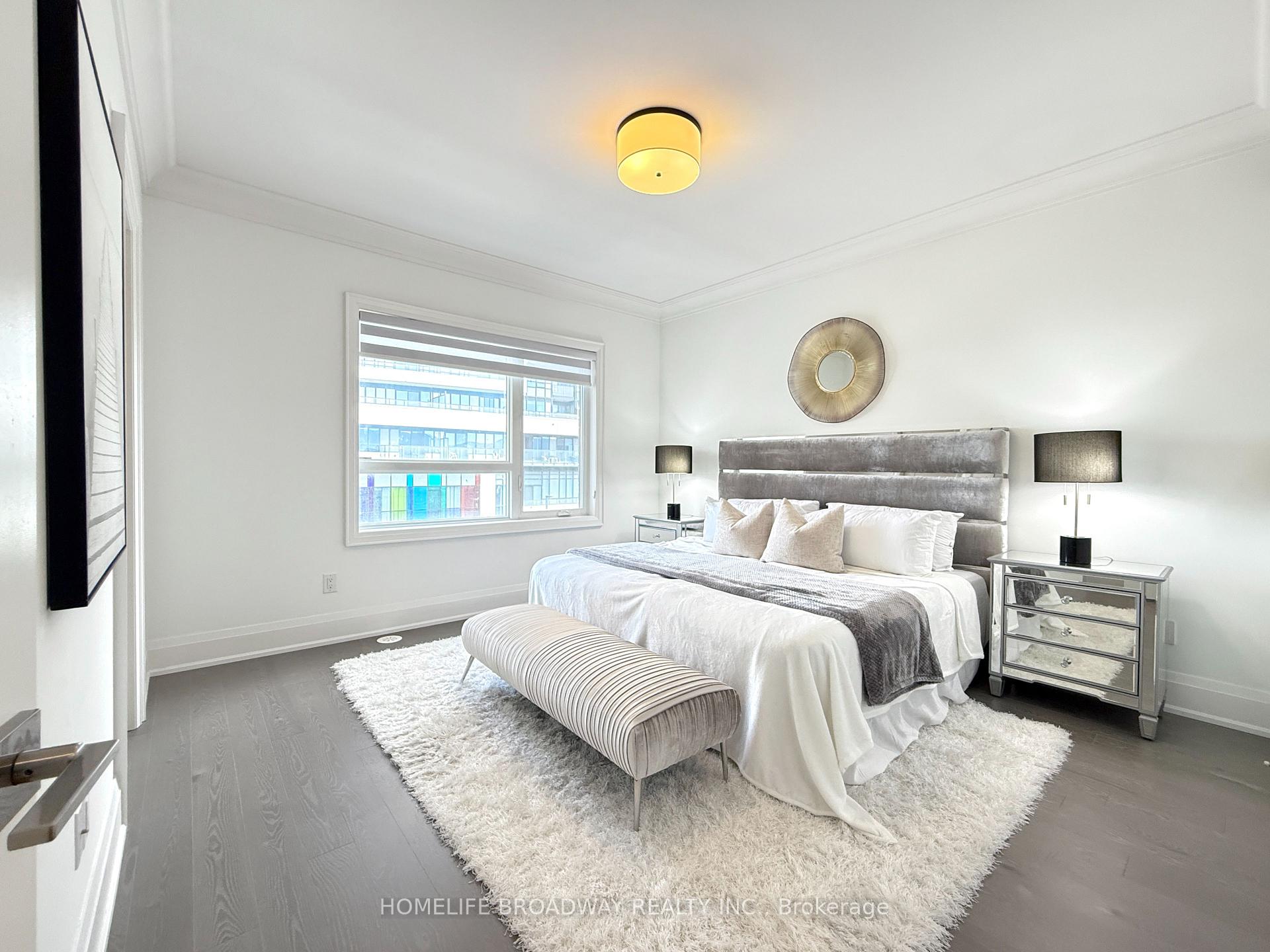 Photo 10 of 29 Gandhi Lane, Markham, Commerce Valley — HOMEH