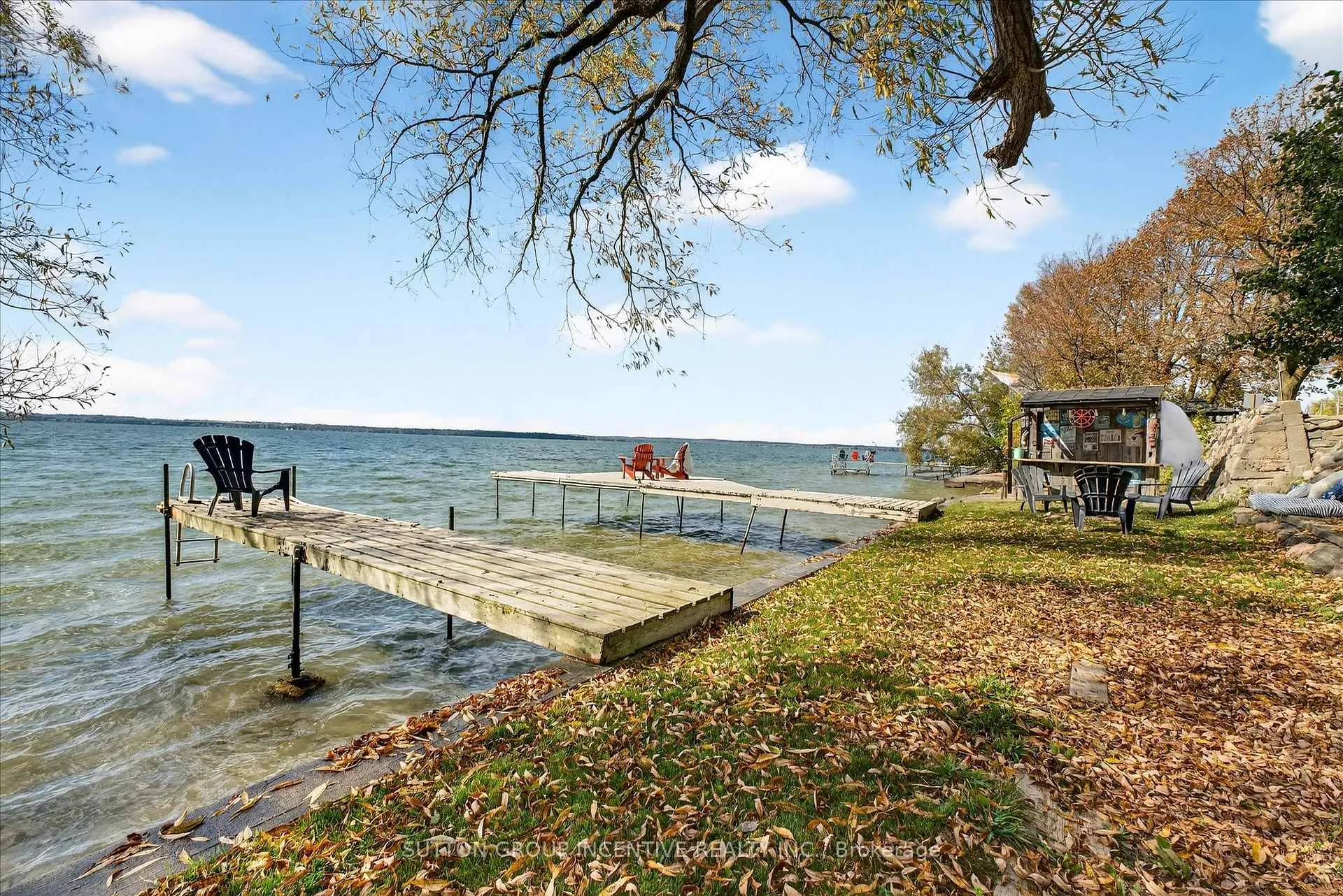 Photo 8 of 183 Lake Drive N, Georgina, Historic Lakeshore Communities — HOMEH