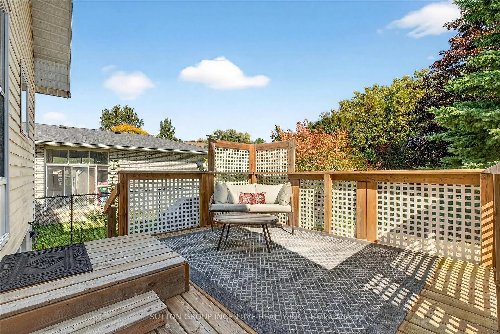 Photo 12 of 183 Lake Drive N, Georgina, Historic Lakeshore Communities — HOMEH