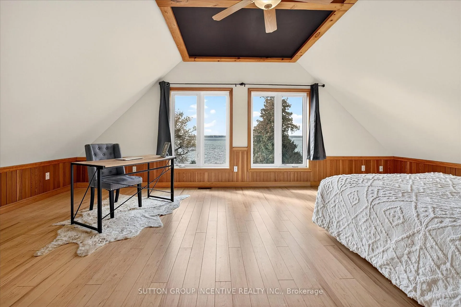 Photo 28 of 183 Lake Drive N, Georgina, Historic Lakeshore Communities — HOMEH