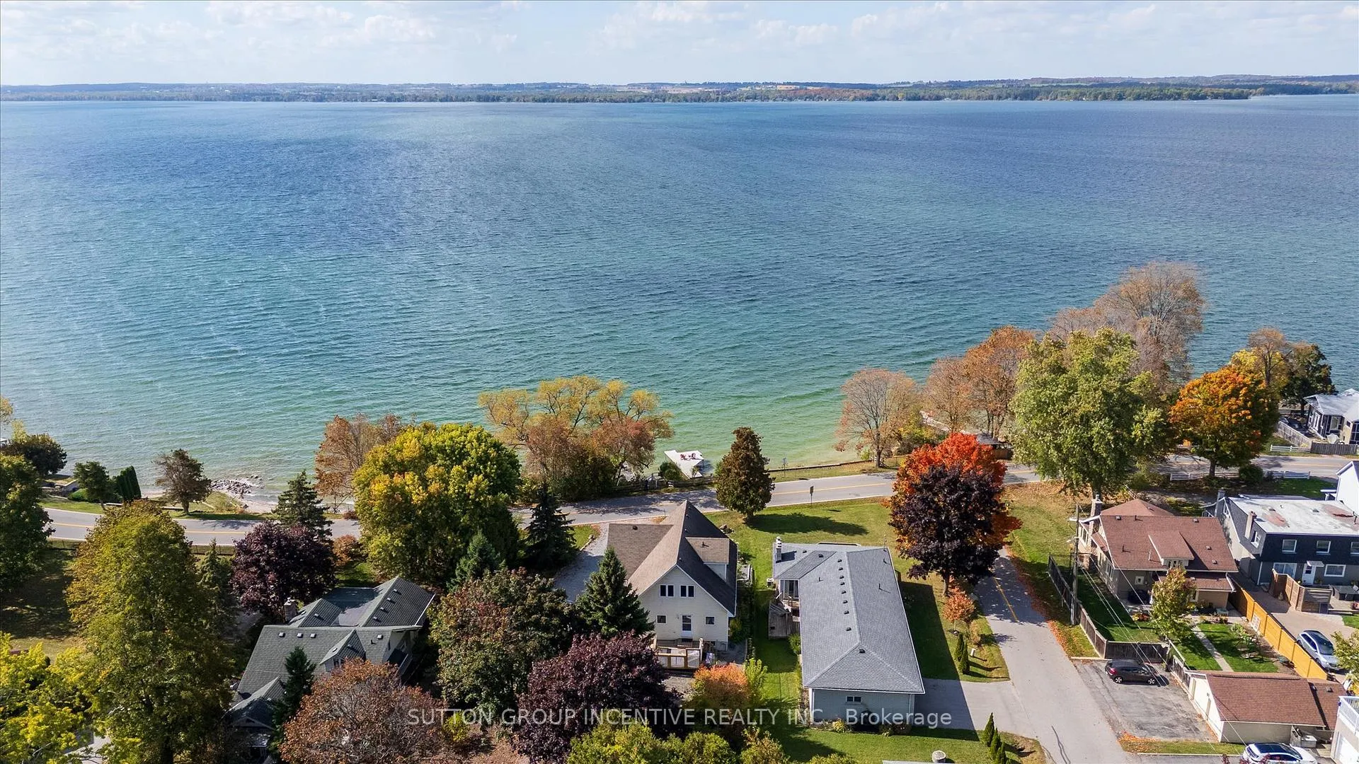 Photo 35 of 183 Lake Drive N, Georgina, Historic Lakeshore Communities — HOMEH