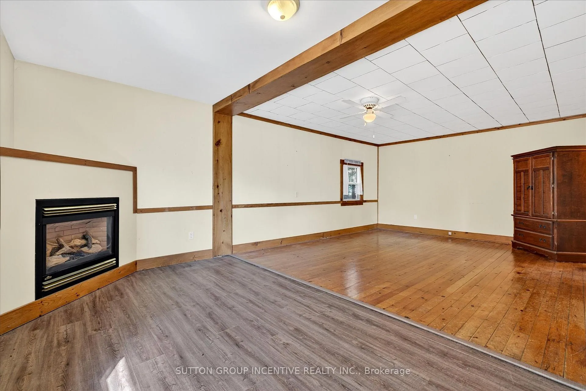 Photo 41 of 183 Lake Drive N, Georgina, Historic Lakeshore Communities — HOMEH