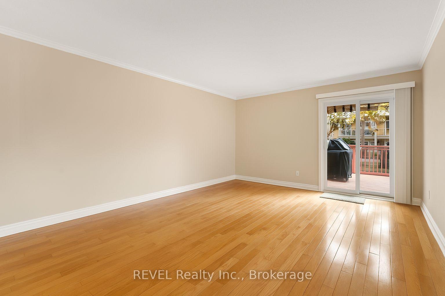 Photo 4 of Unit 20, 10 Wentworth Drive, Grimsby, Grimsby East — HOMEH