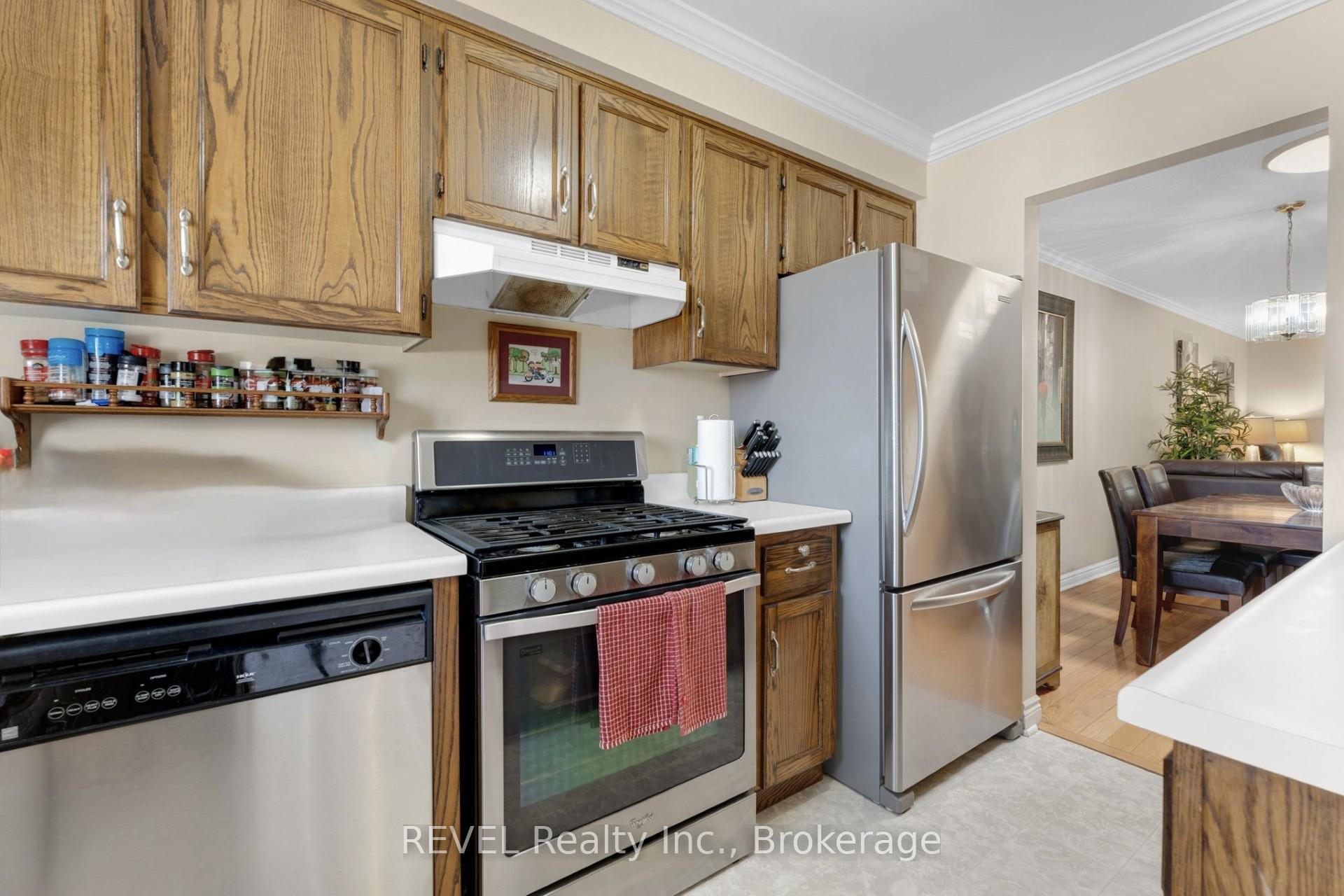 Photo 9 of Unit 20, 10 Wentworth Drive, Grimsby, Grimsby East — HOMEH