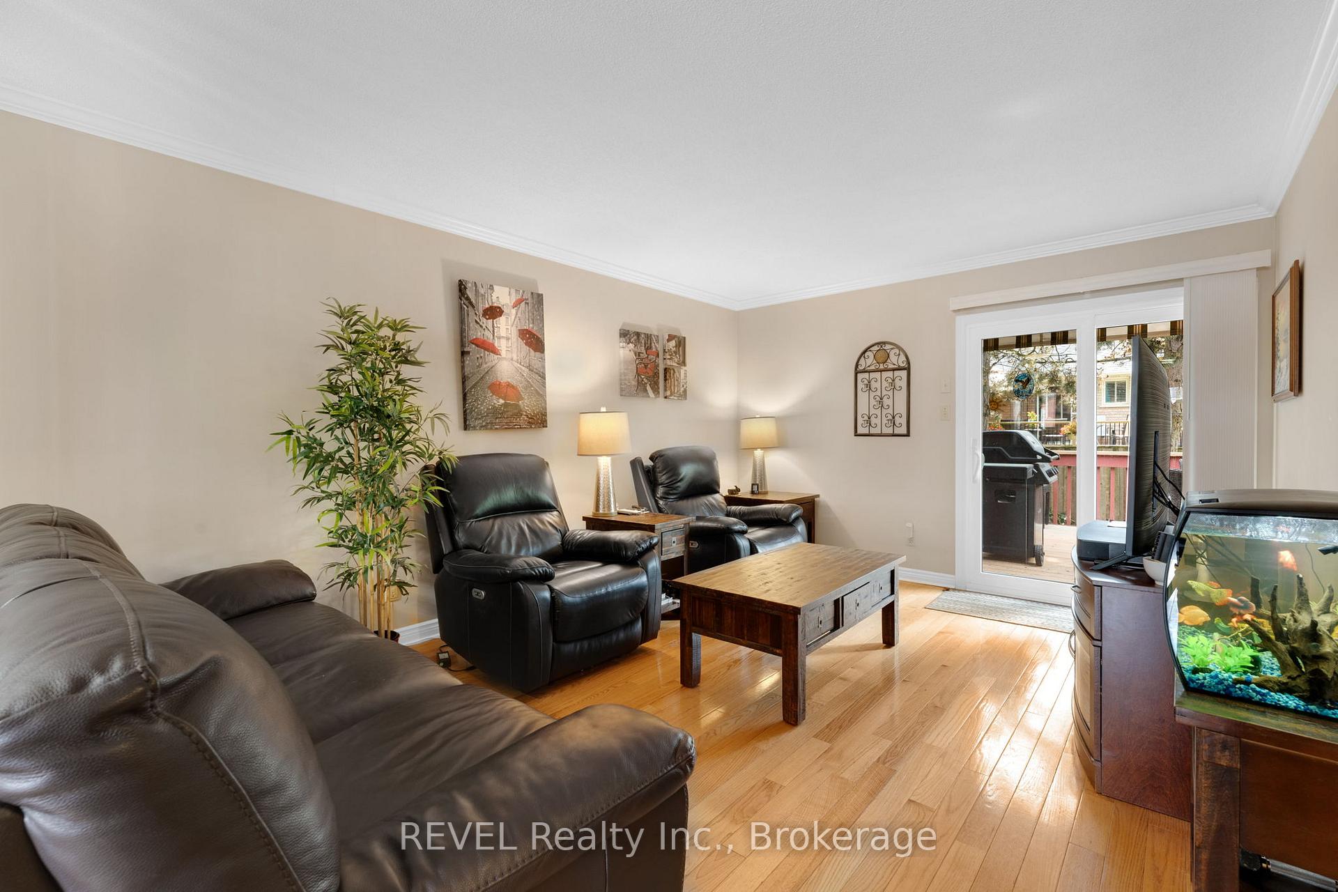 Photo 15 of Unit 20, 10 Wentworth Drive, Grimsby, Grimsby East — HOMEH