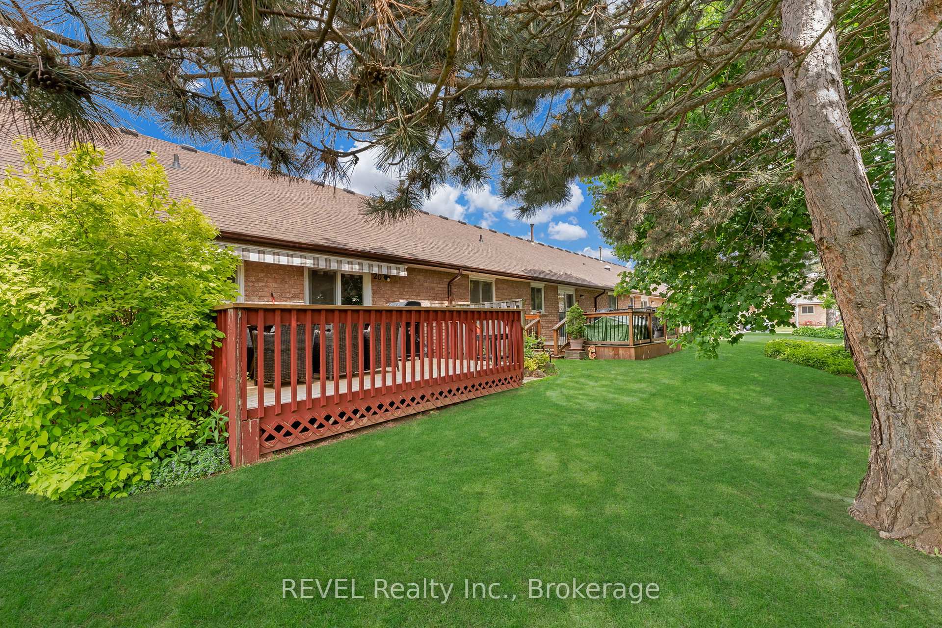 Photo 28 of Unit 20, 10 Wentworth Drive, Grimsby, Grimsby East — HOMEH