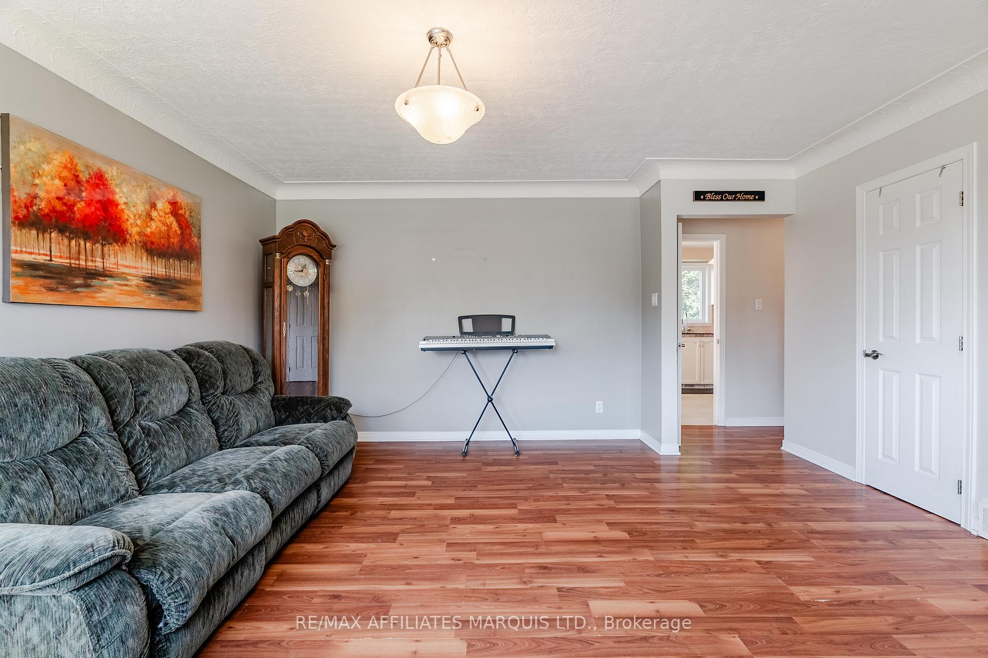 Photo 8 of 613 Carleton Street, Cornwall — HOMEH