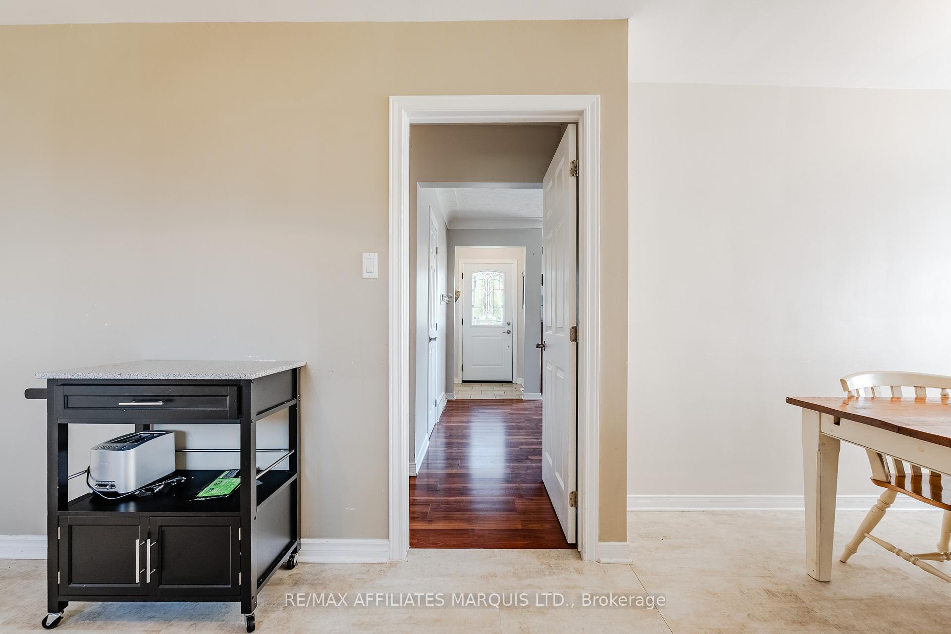Photo 9 of 613 Carleton Street, Cornwall — HOMEH