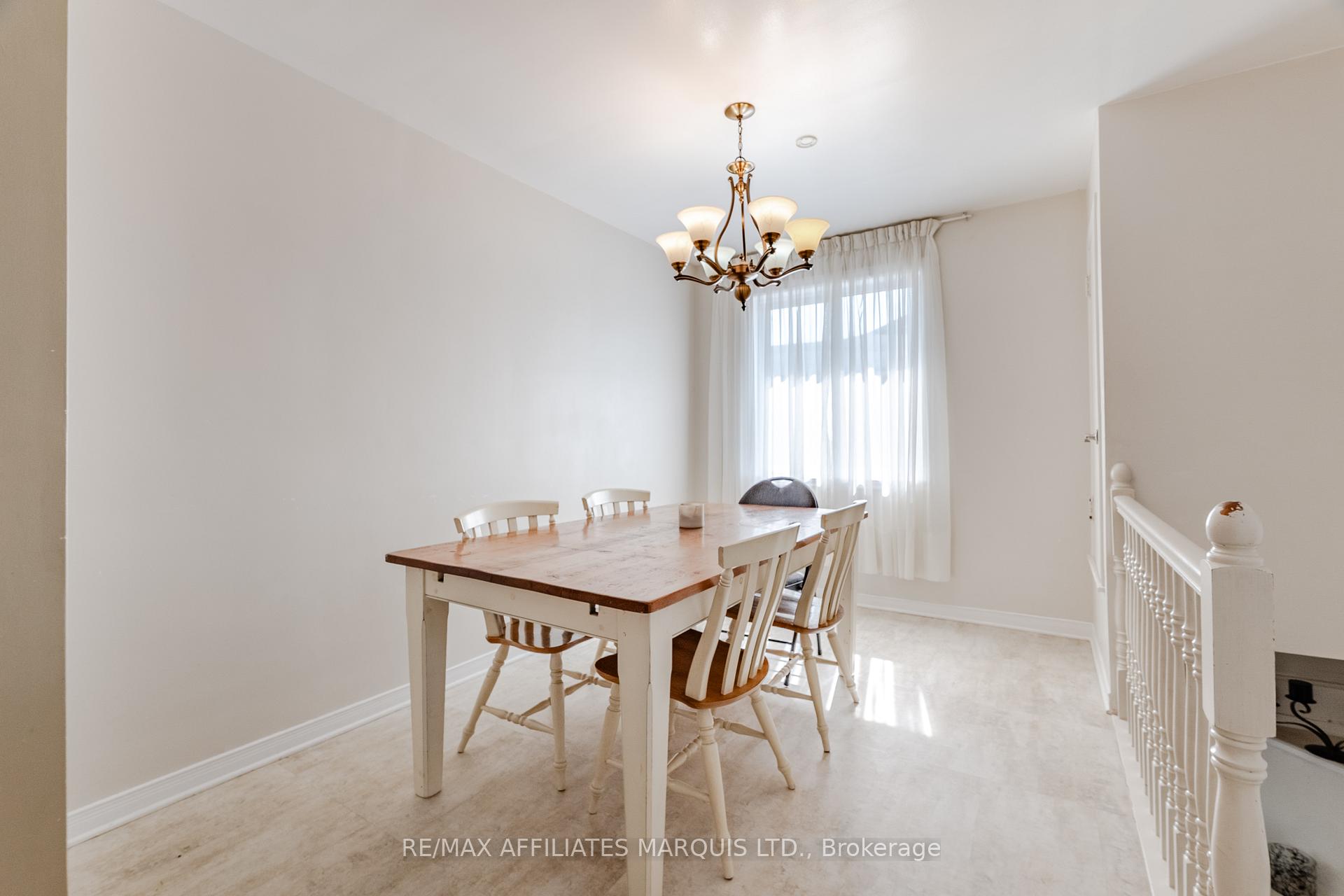 Photo 13 of 613 Carleton Street, Cornwall — HOMEH