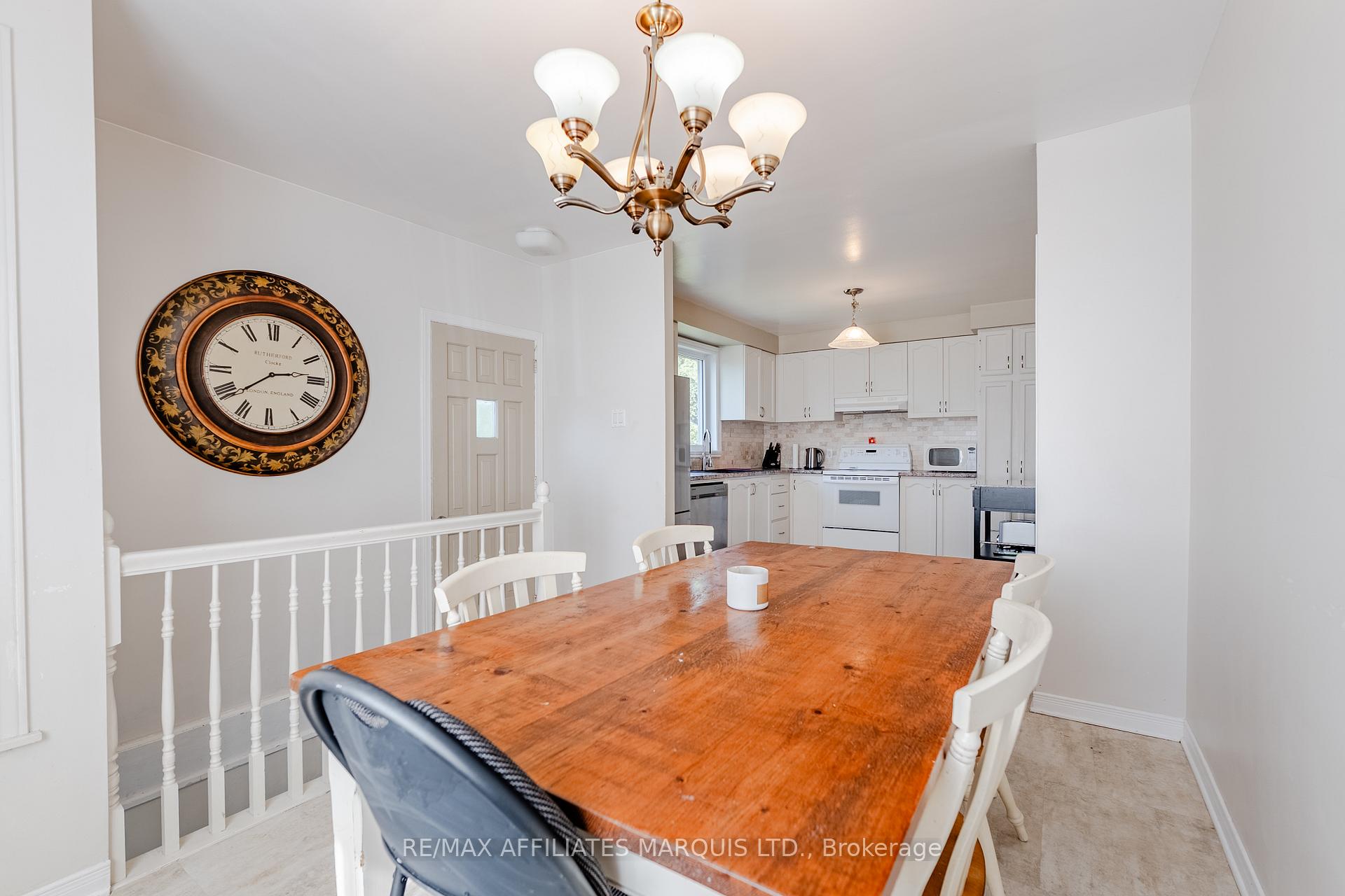 Photo 14 of 613 Carleton Street, Cornwall — HOMEH