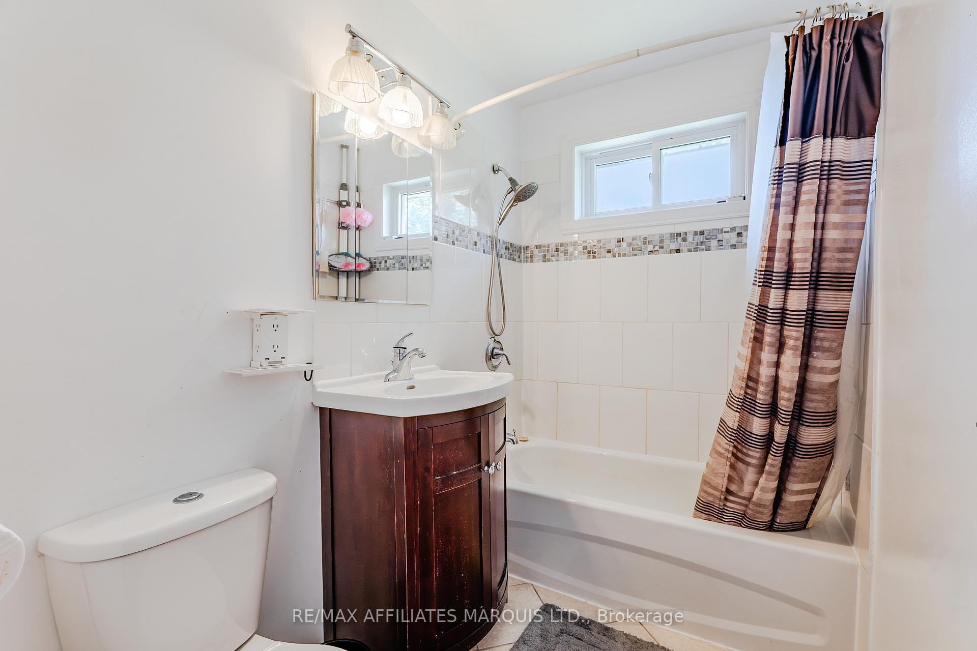 Photo 18 of 613 Carleton Street, Cornwall — HOMEH