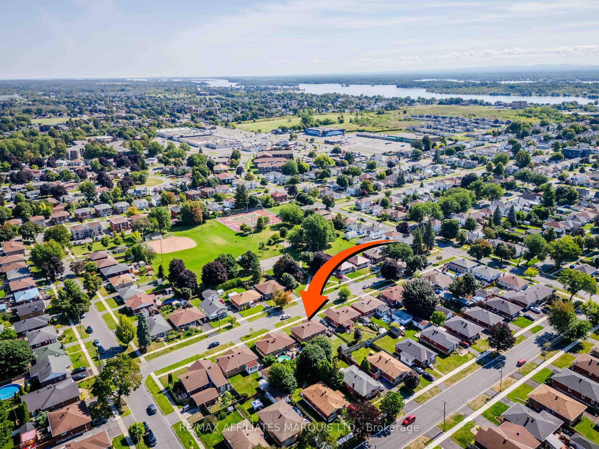Photo 27 of 613 Carleton Street, Cornwall — HOMEH