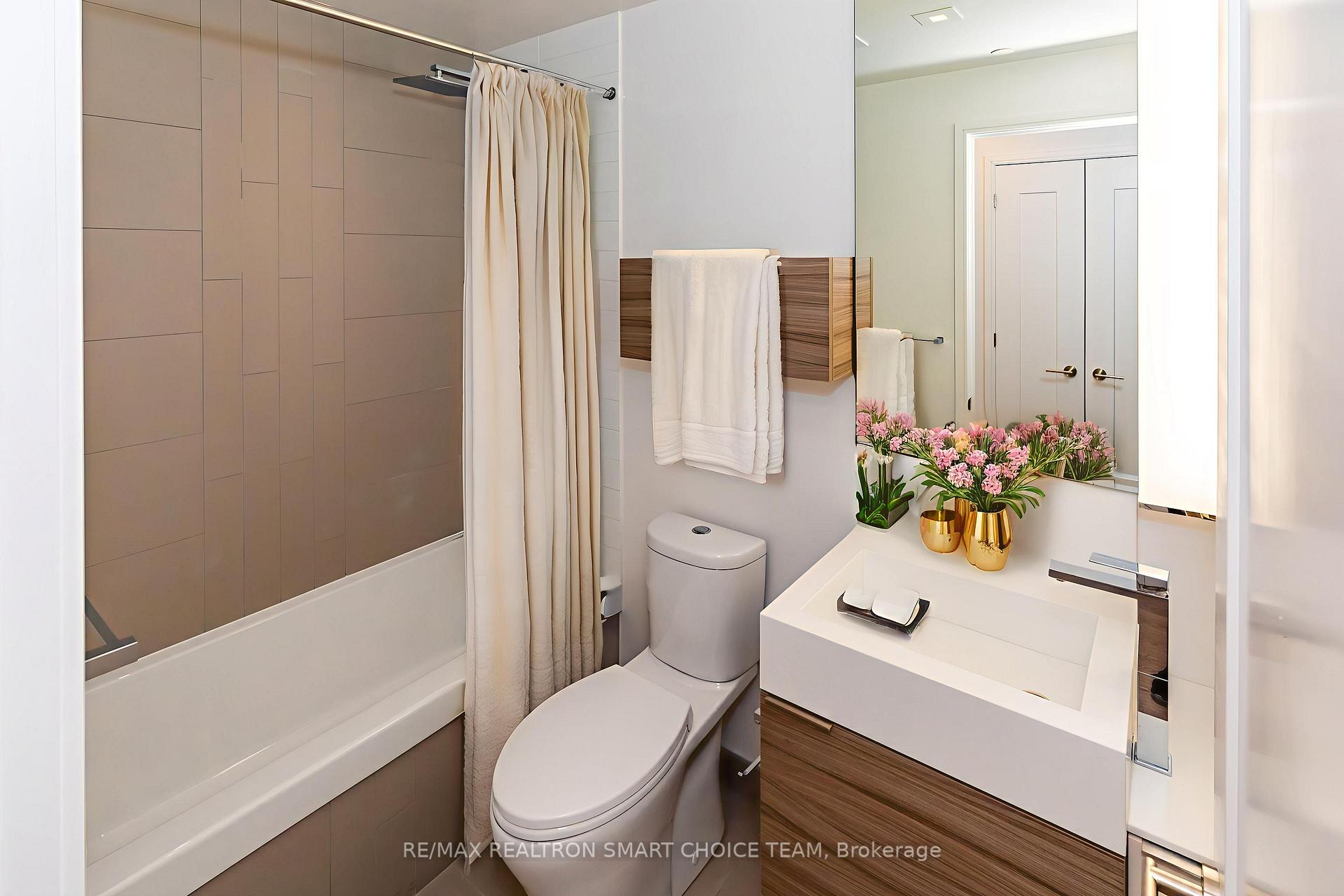 Photo 28 of Unit 704, 88 Scott Street, Toronto, Church-Yonge Corridor — HOMEH