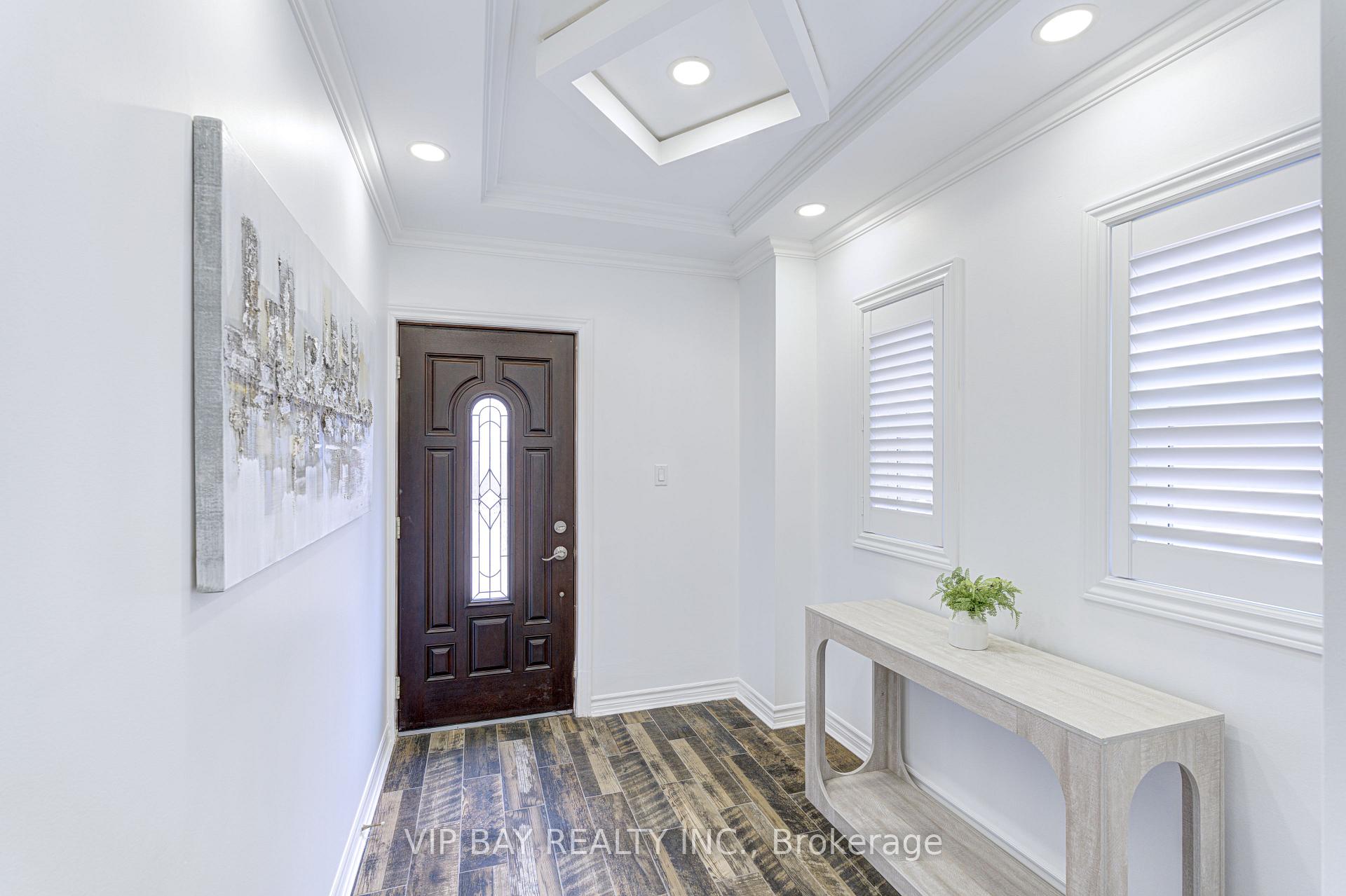 Photo 2 of 23 Stiles Avenue, Aurora, Bayview Wellington — HOMEH