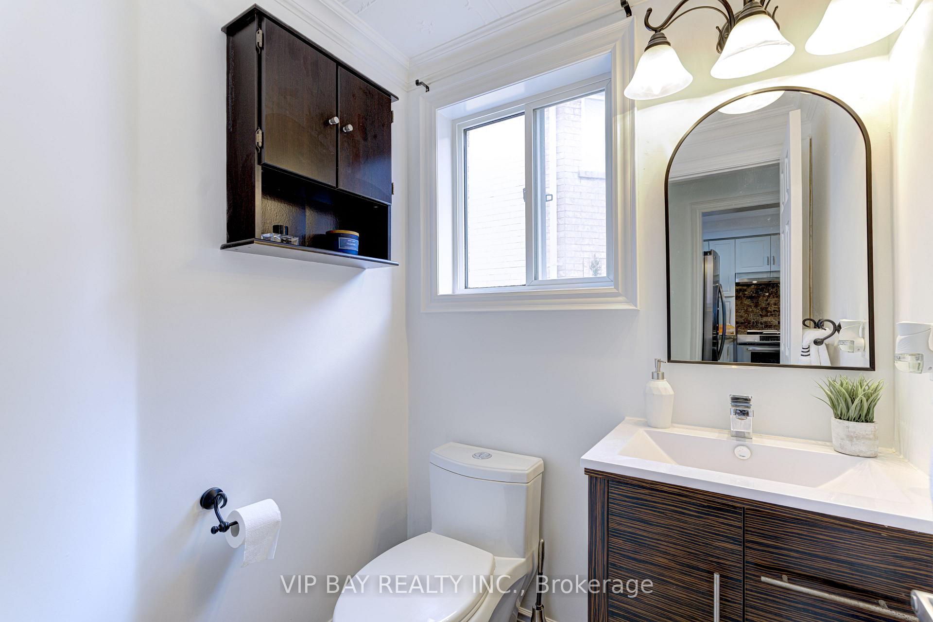 Photo 4 of 23 Stiles Avenue, Aurora, Bayview Wellington — HOMEH