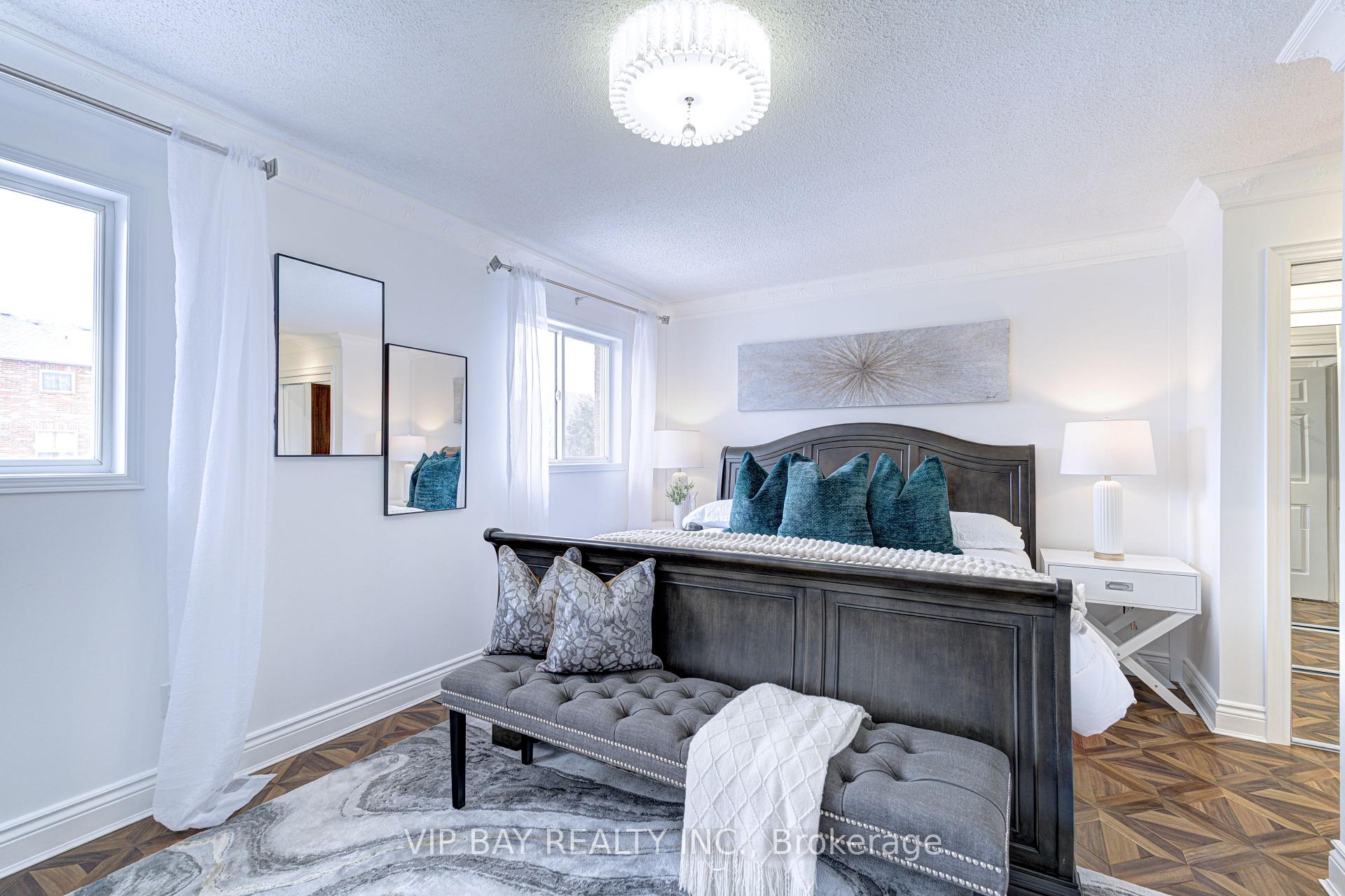 Photo 22 of 23 Stiles Avenue, Aurora, Bayview Wellington — HOMEH