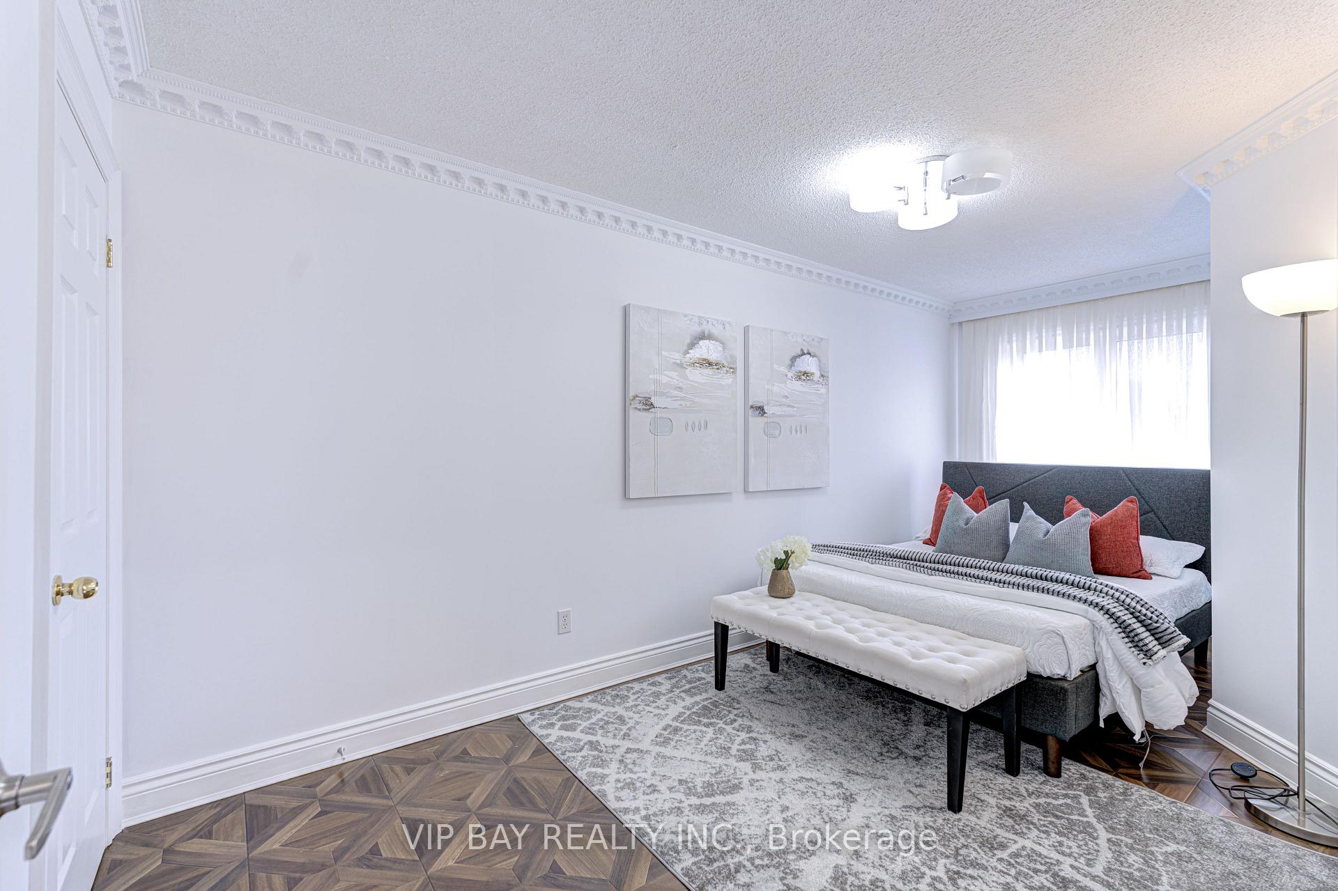 Photo 28 of 23 Stiles Avenue, Aurora, Bayview Wellington — HOMEH