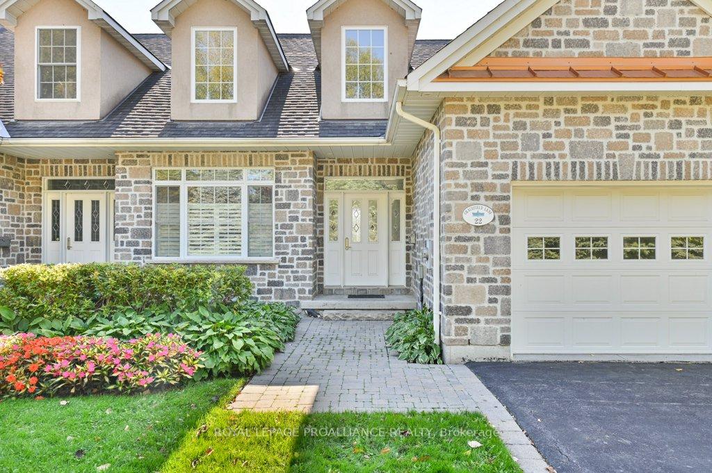 Photo 2 of 22 Gracefield Lane, Belleville, Belleville Ward — HOMEH