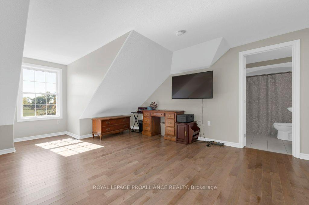 Photo 26 of 22 Gracefield Lane, Belleville, Belleville Ward — HOMEH