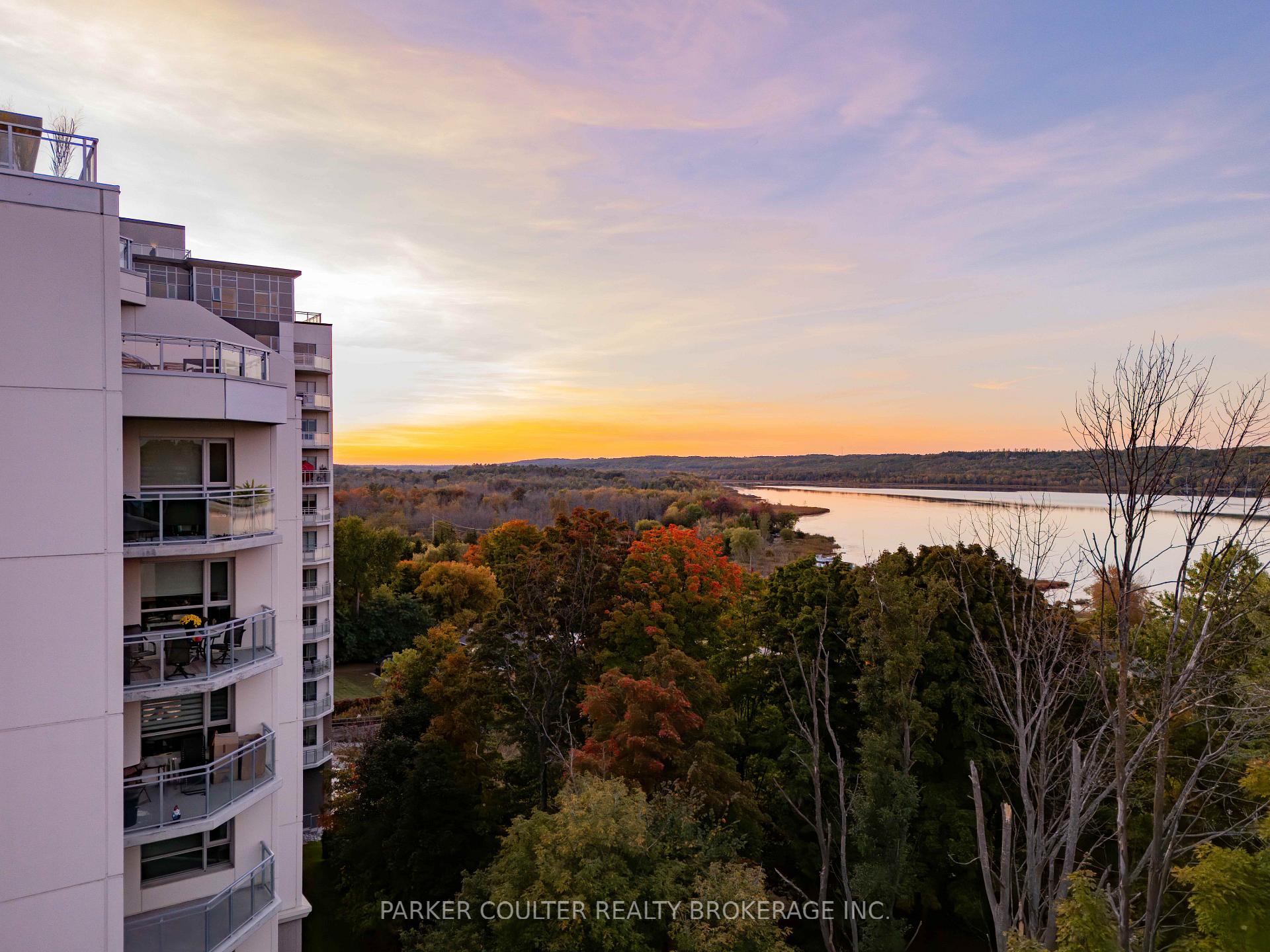 Photo 3 of Unit 207, 58 Lakeside Terrace, Barrie, Little Lake — HOMEH