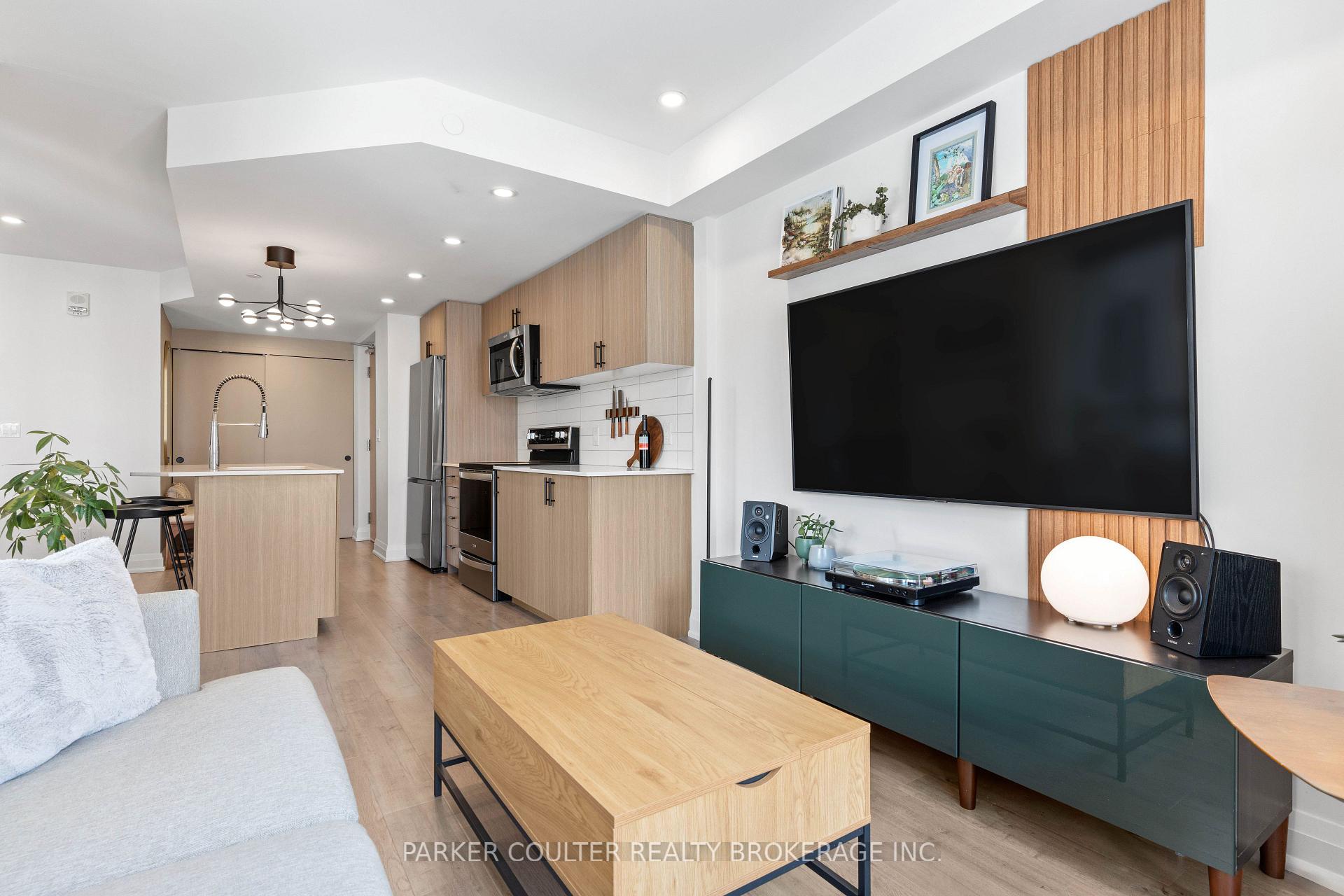 Photo 22 of Unit 207, 58 Lakeside Terrace, Barrie, Little Lake — HOMEH