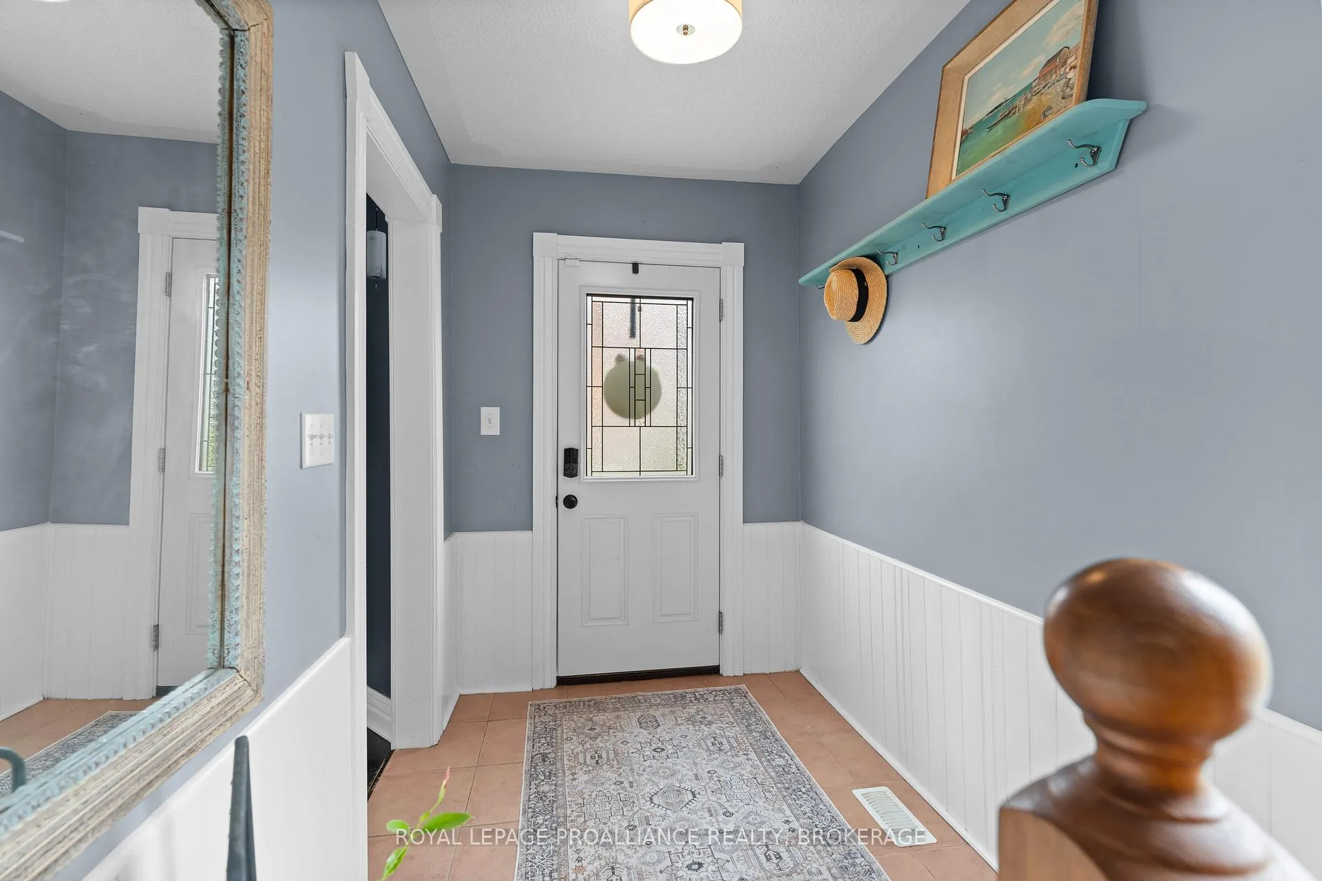 Photo 5 of 80 Hickory Street, Gananoque — HOMEH