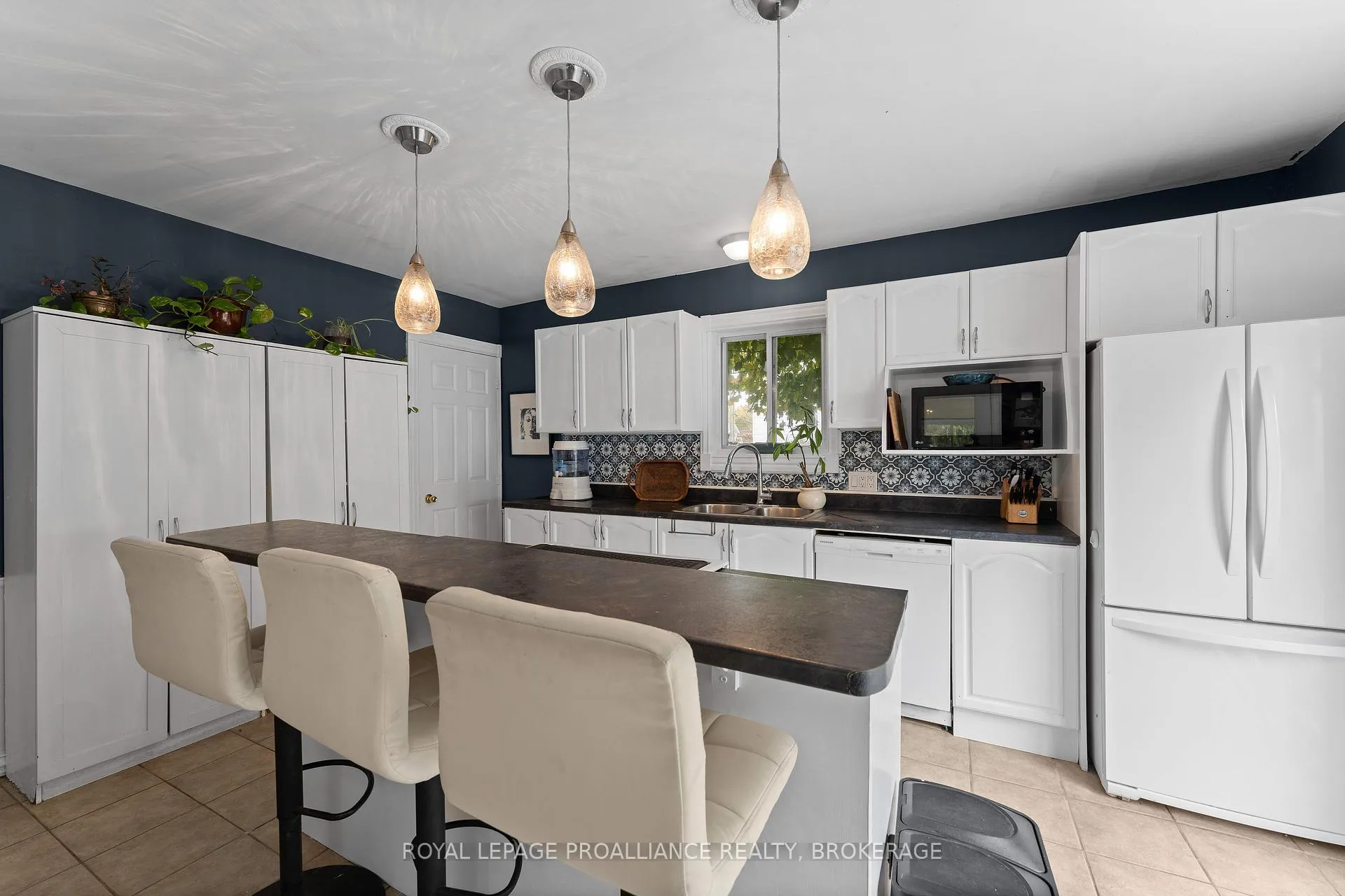 Photo 17 of 80 Hickory Street, Gananoque — HOMEH