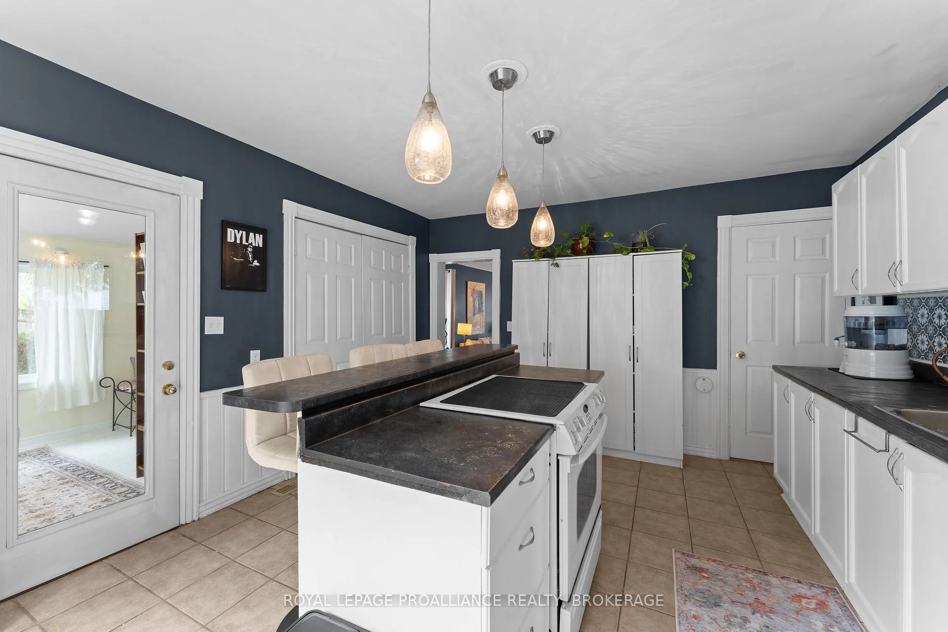 Photo 19 of 80 Hickory Street, Gananoque — HOMEH