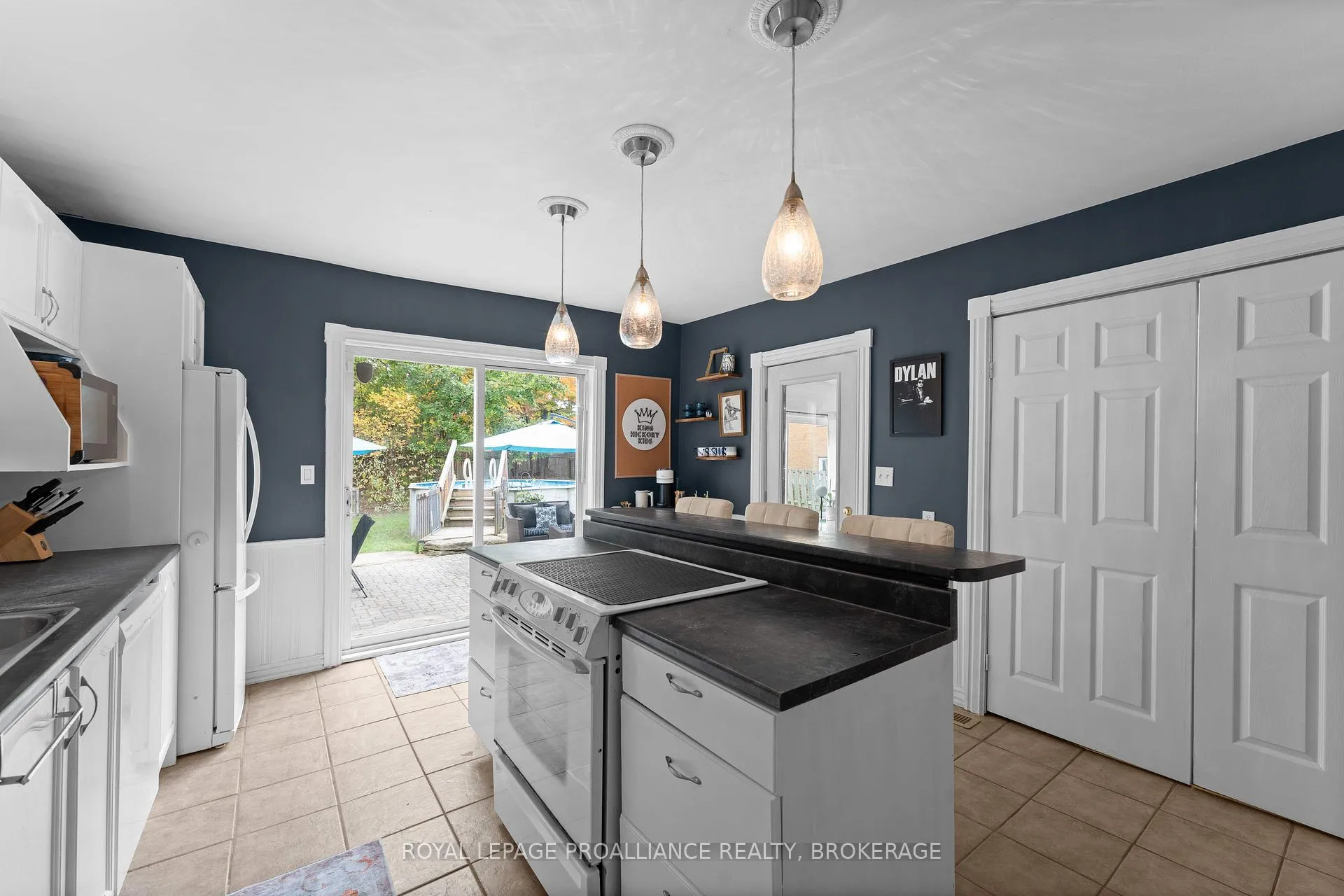 Photo 20 of 80 Hickory Street, Gananoque — HOMEH
