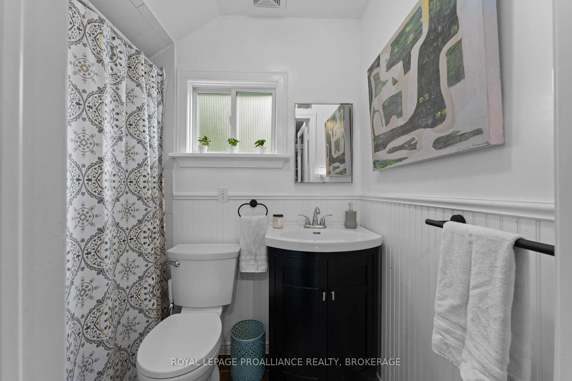Photo 28 of 80 Hickory Street, Gananoque — HOMEH