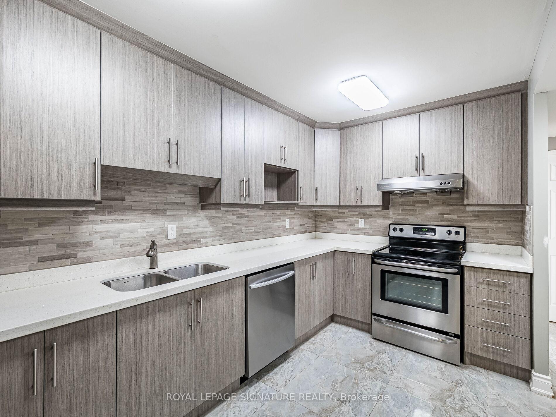 Photo 16 of Unit 113, 370 Dixon Road, Etobicoke, Kingsview Village-The Westway — HOMEH