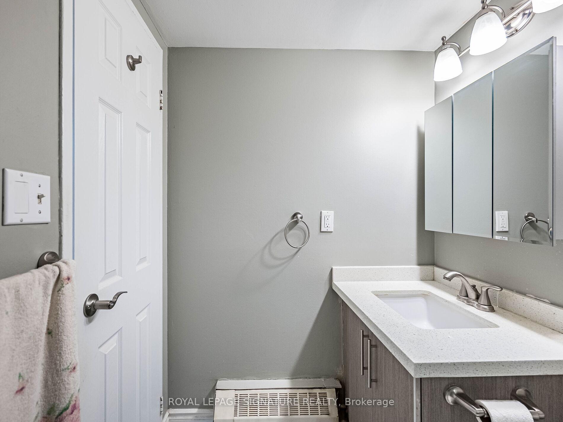 Photo 32 of Unit 113, 370 Dixon Road, Etobicoke, Kingsview Village-The Westway — HOMEH