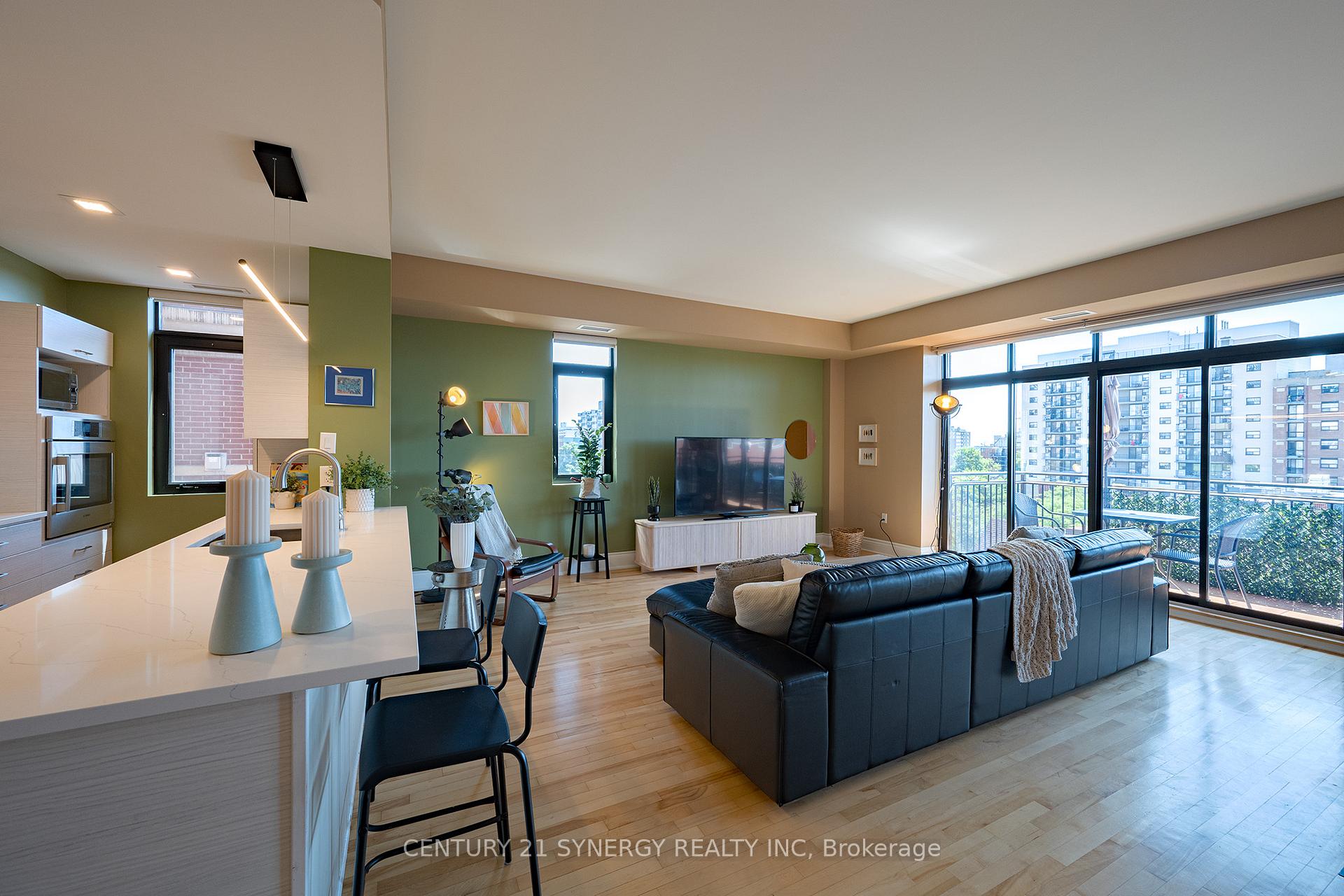 Photo 3 of Unit 603, 374 Cooper Street, Ottawa, Ottawa Centre — HOMEH