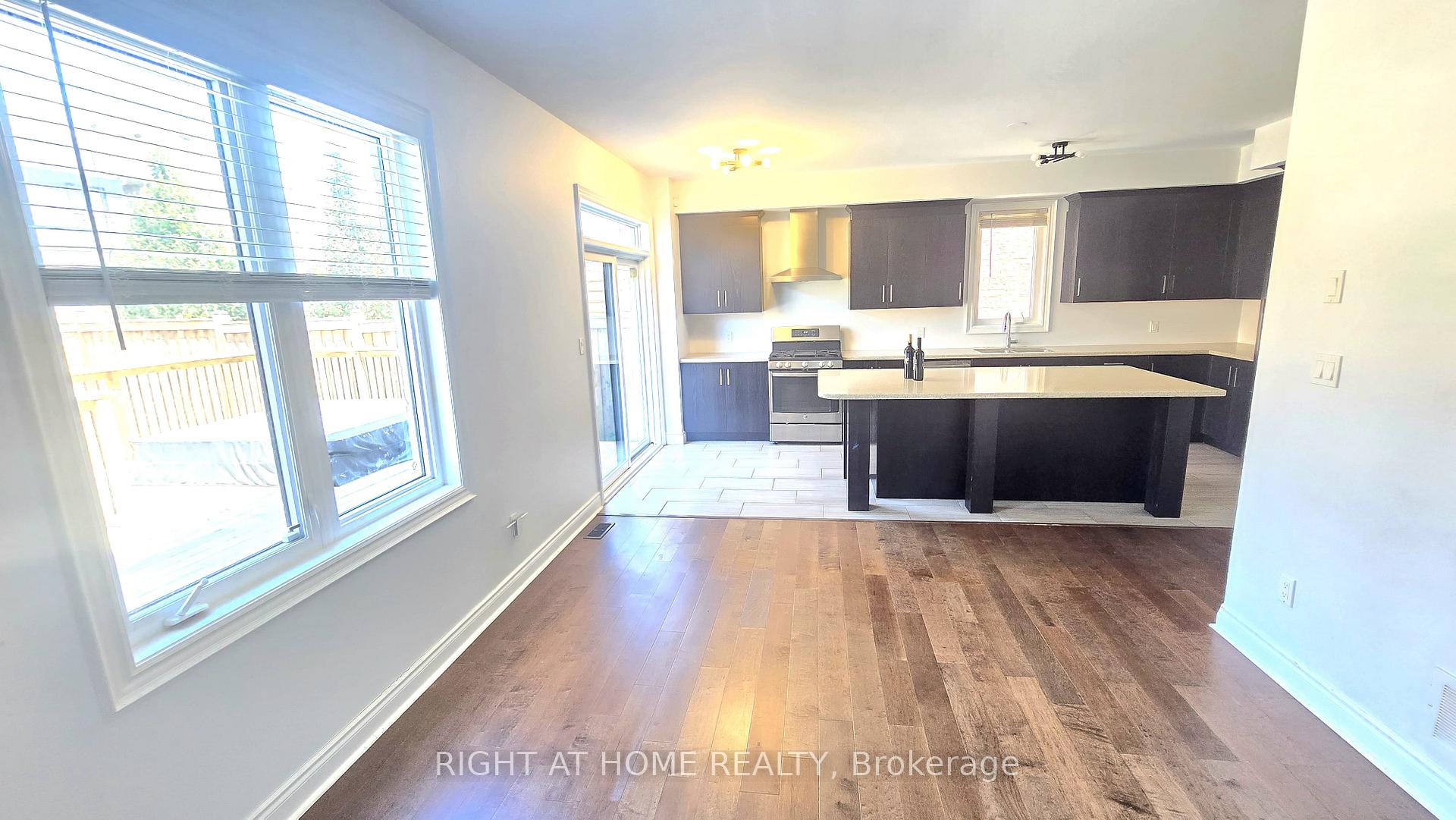 Photo 8 of 104 Fred Jackman Avenue, Clarington, Bowmanville — HOMEH