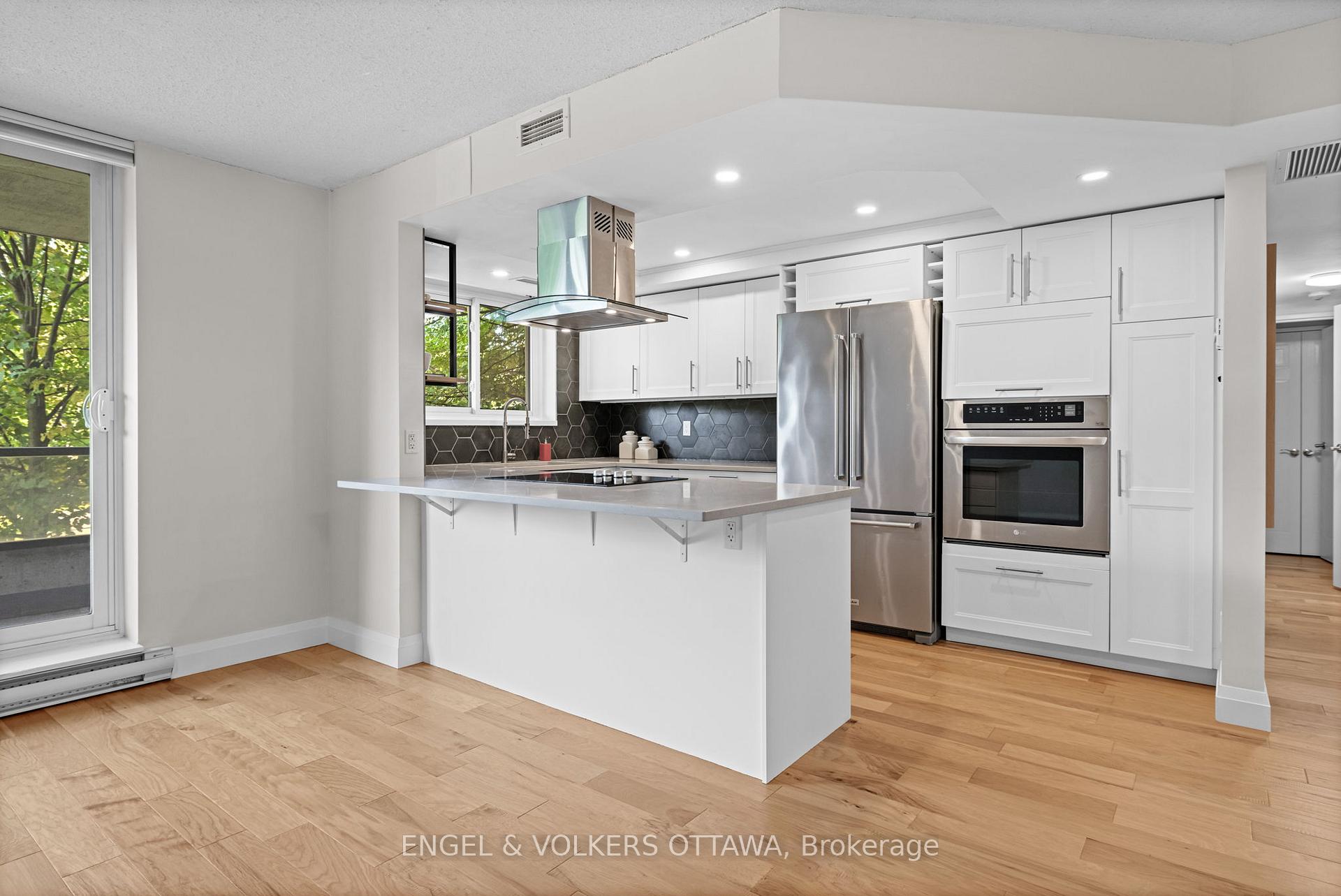 Photo 5 of Unit 105, 1705 Playfair Drive, Ottawa, Playfair Park — HOMEH