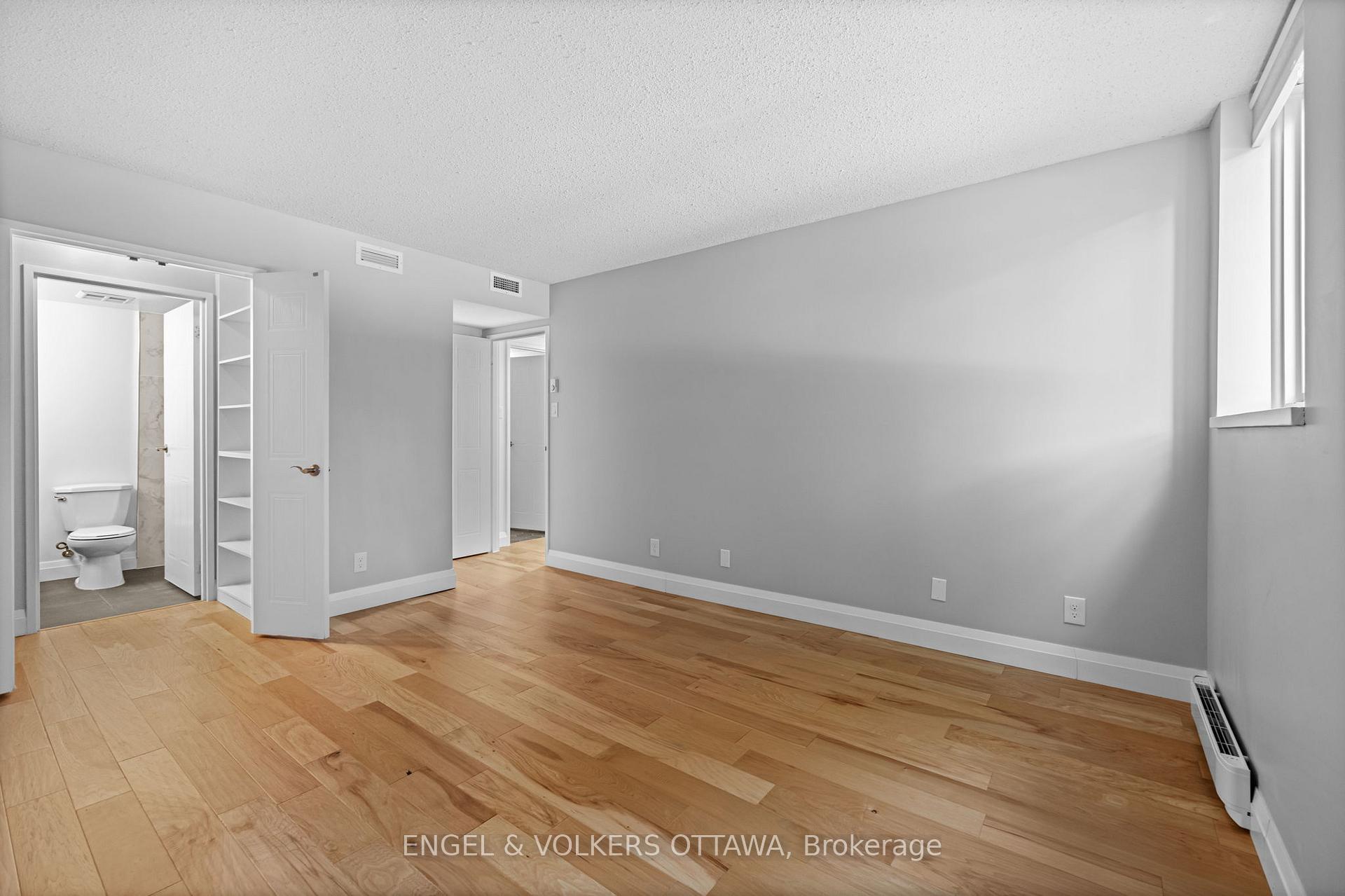 Photo 10 of Unit 105, 1705 Playfair Drive, Ottawa, Playfair Park — HOMEH