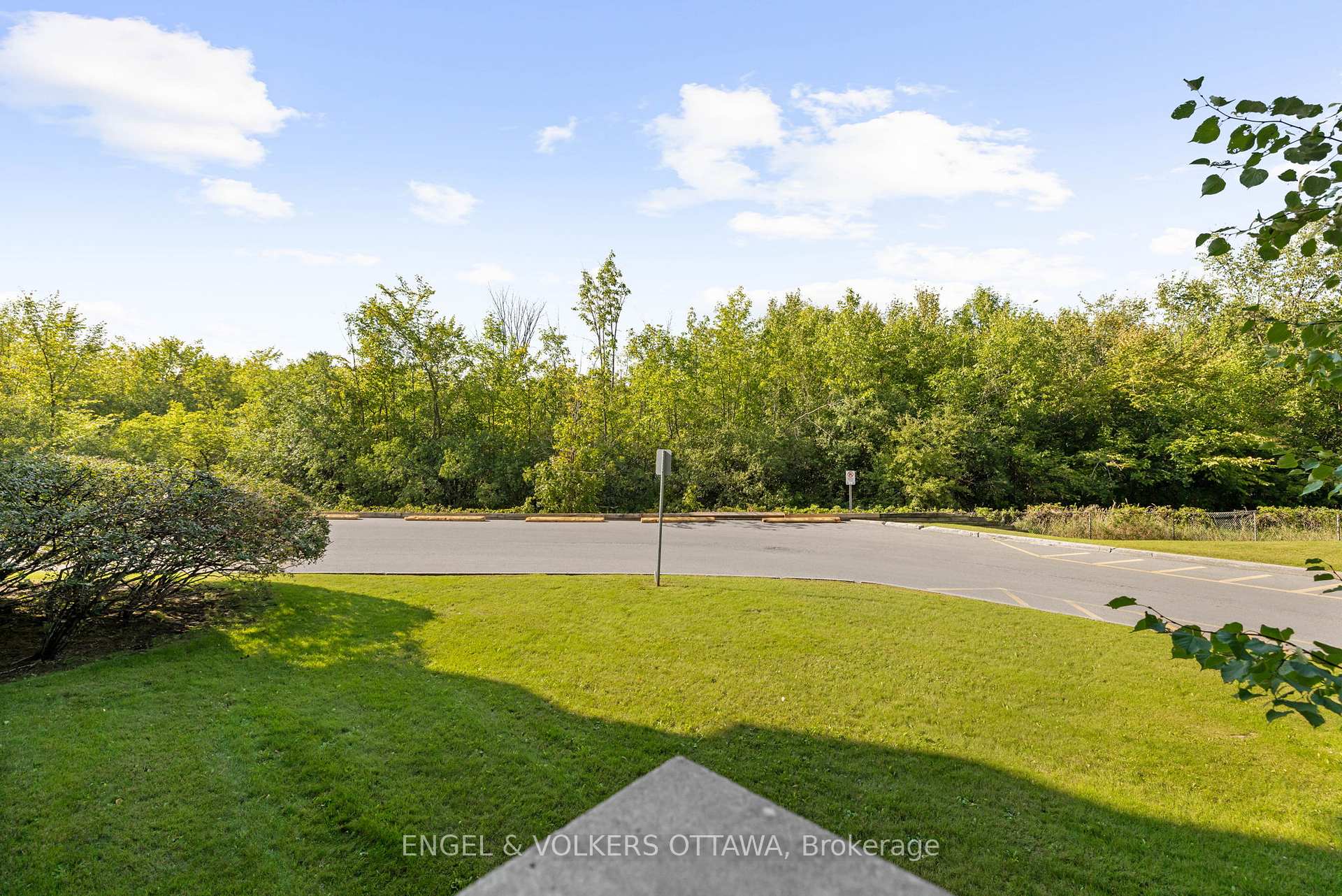 Photo 18 of Unit 105, 1705 Playfair Drive, Ottawa, Playfair Park — HOMEH