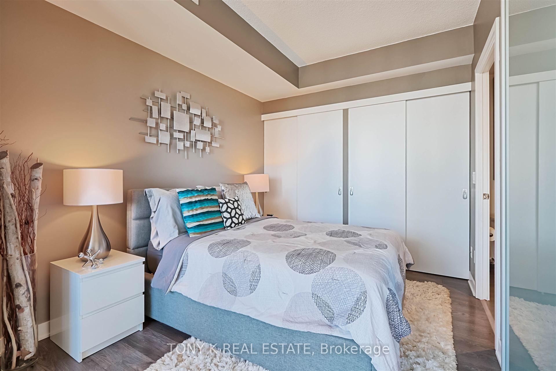 Photo 7 of Unit 3204, 110 Charles Street E, Toronto, Church-Yonge Corridor — HOMEH