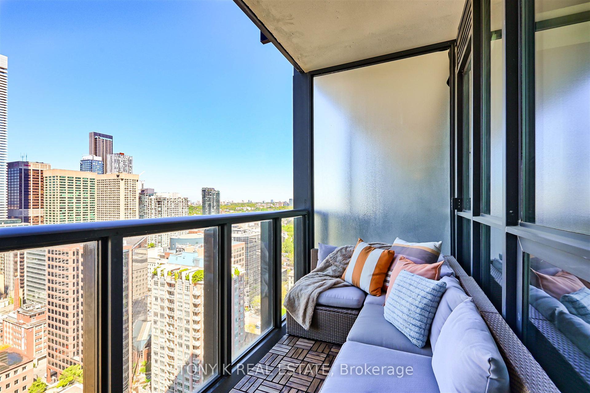 Photo 9 of Unit 3204, 110 Charles Street E, Toronto, Church-Yonge Corridor — HOMEH