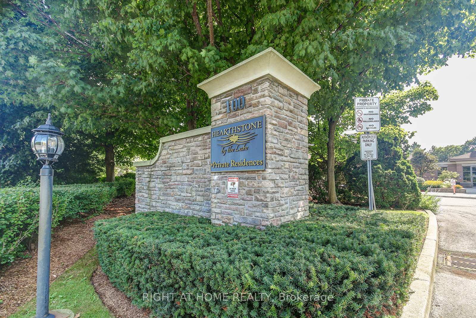 Front of Unit 1409, 100 Burloak Drive