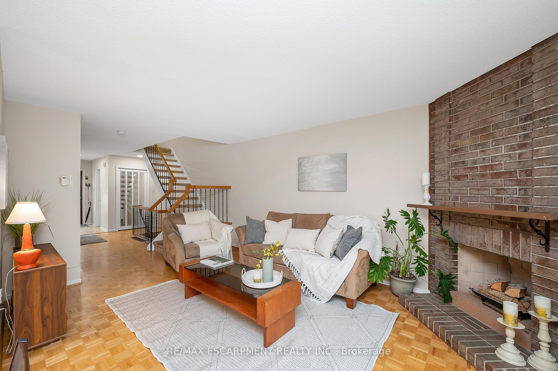 Photo 6 of 111 Maple Branch Path, Etobicoke, Kingsview Village-The Westway — HOMEH