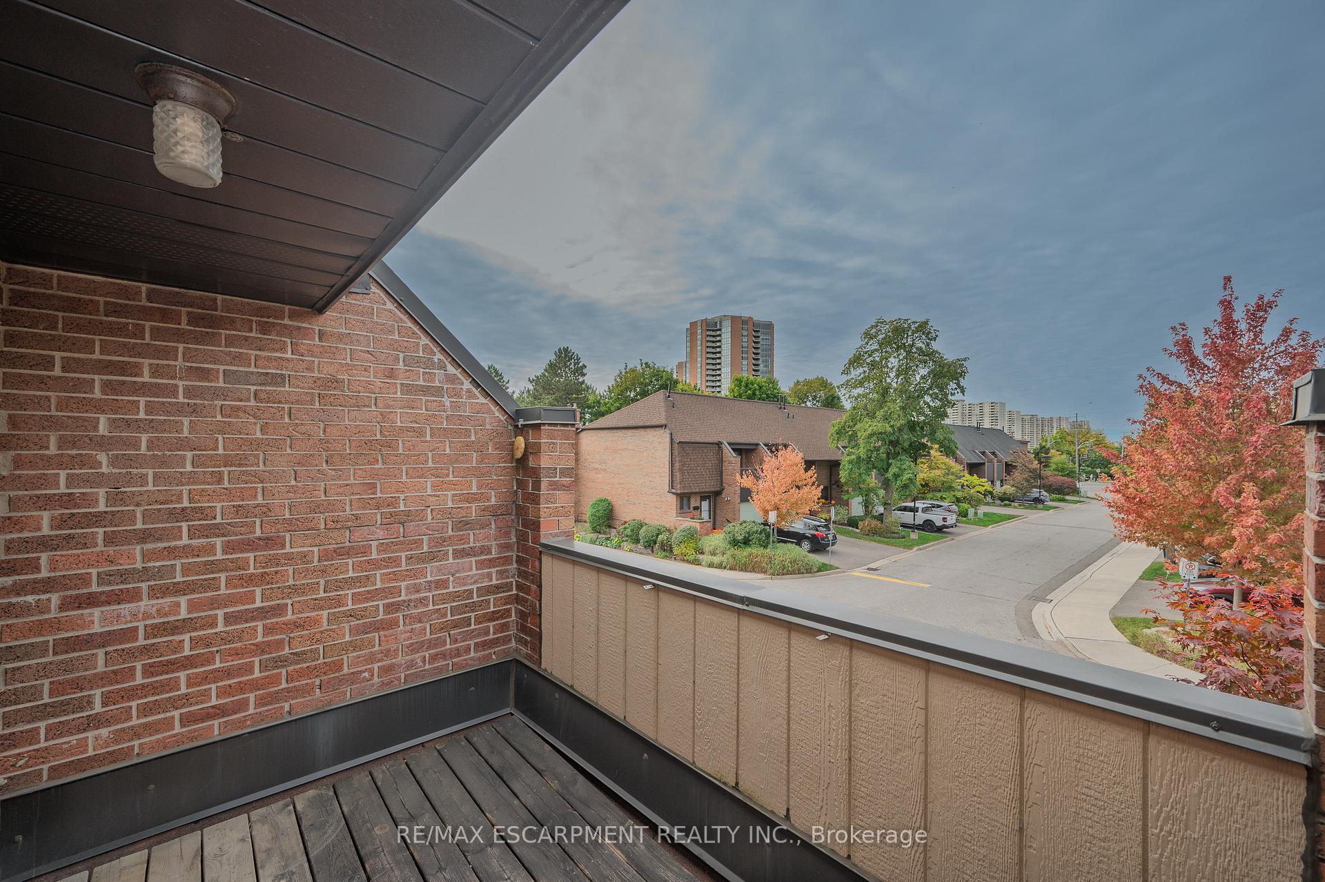 Photo 20 of 111 Maple Branch Path, Etobicoke, Kingsview Village-The Westway — HOMEH