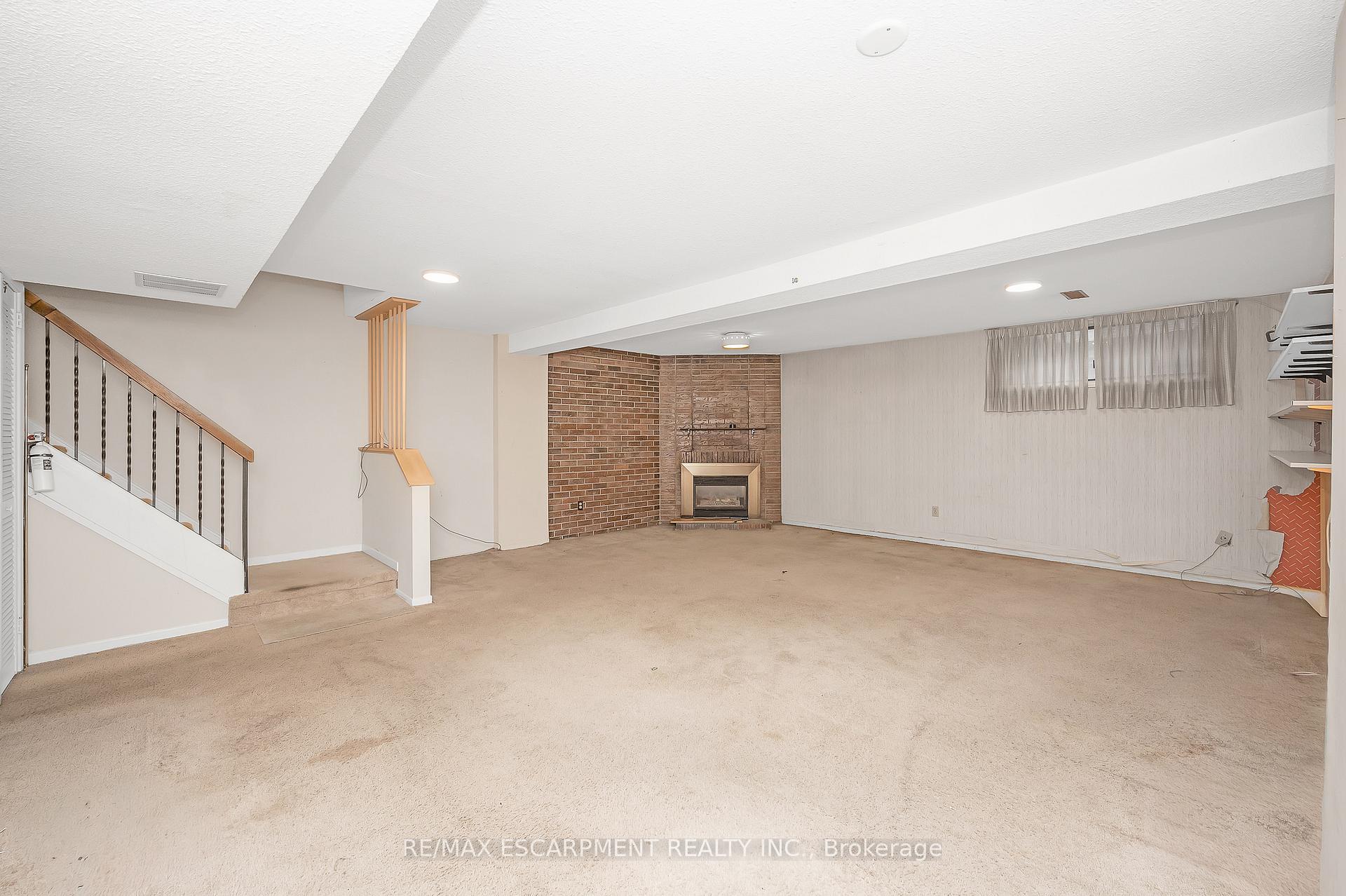 Photo 31 of 111 Maple Branch Path, Etobicoke, Kingsview Village-The Westway — HOMEH
