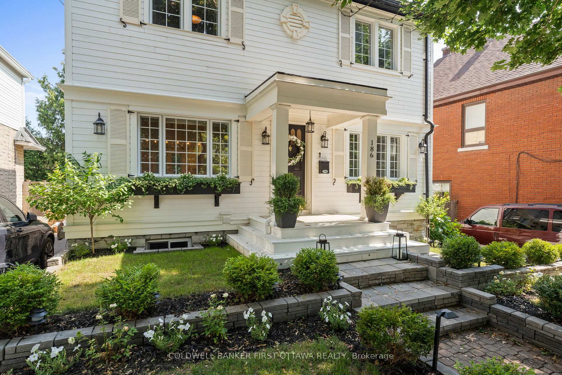 Front of 186 Aylmer Avenue