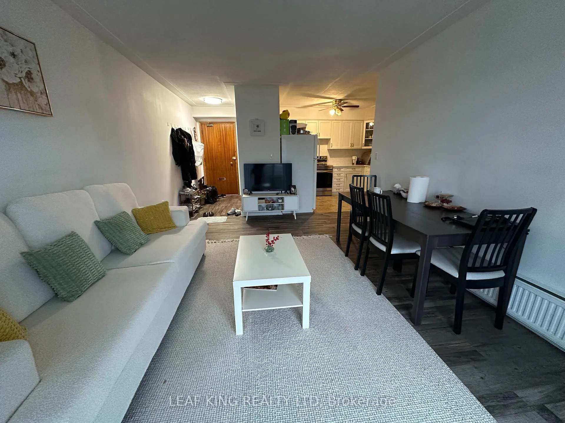 Photo 9 of Unit 401, 8 Woodman Drive S, Hamilton, Corman — HOMEH