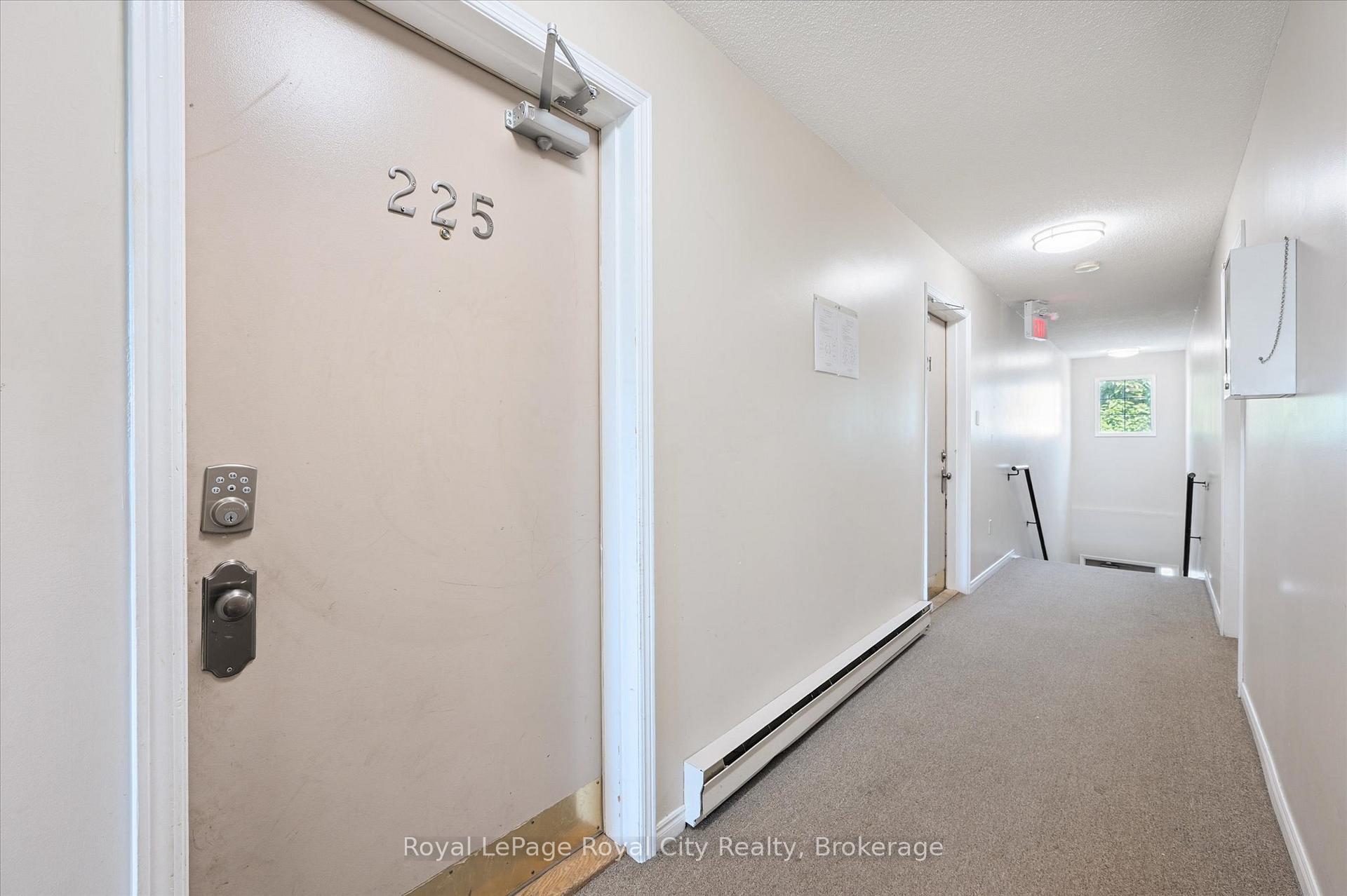 Photo 6 of Unit 225, 458 Janefield Avenue, Guelph, Dovercliffe Park/Old University — HOMEH